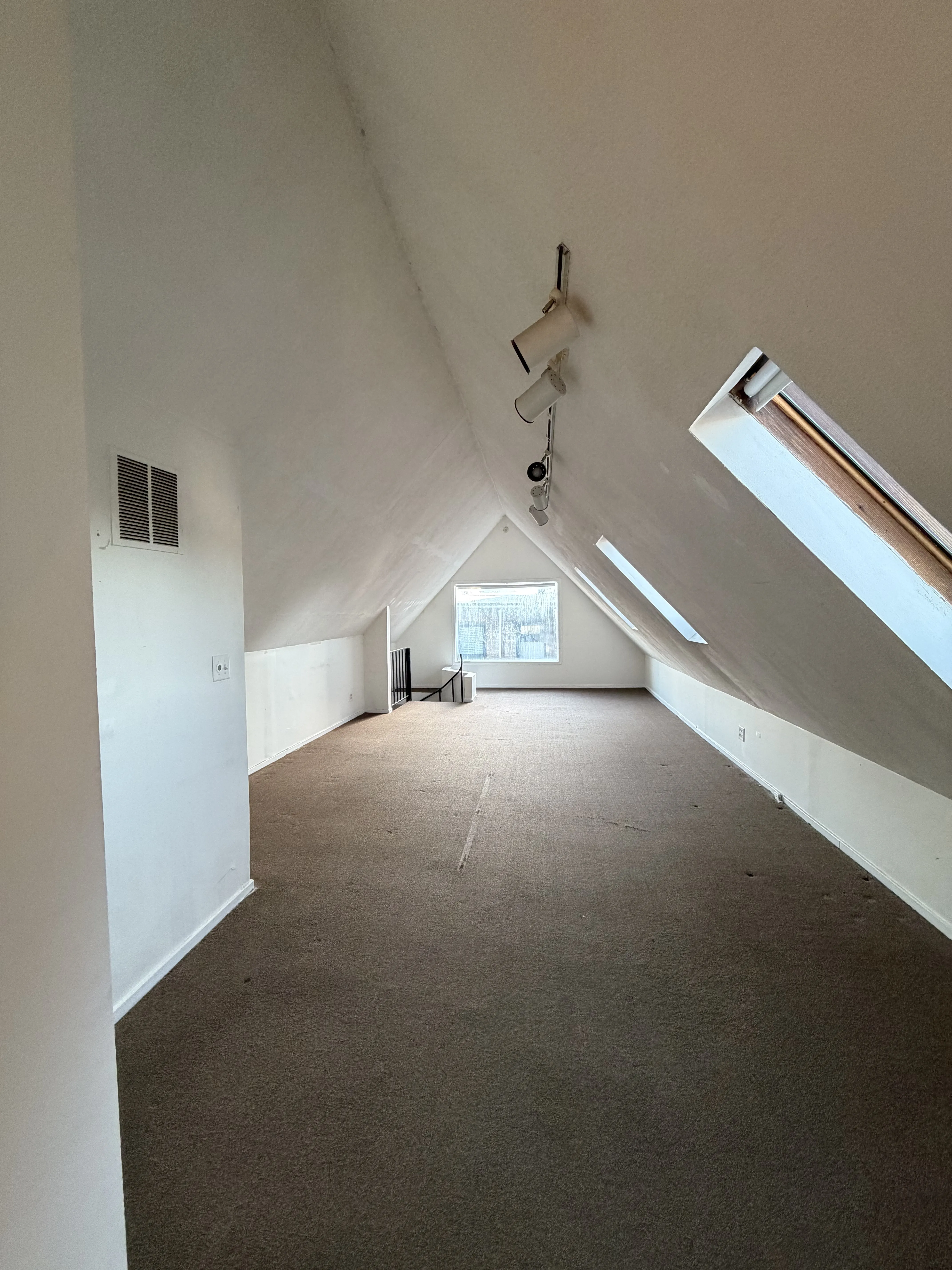 2950 N Sheffield Ave   60657 60657-unit#CH 2R-Chicago-IL