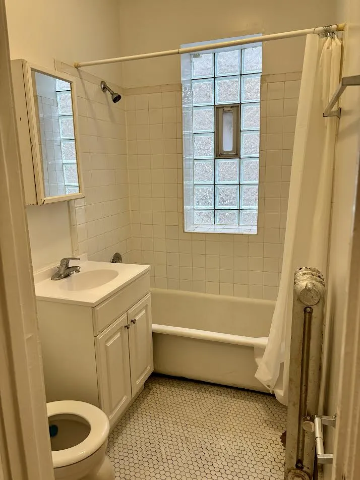 6916 N Lakewood Ave   60626 60626-unit#Studio-Chicago-IL