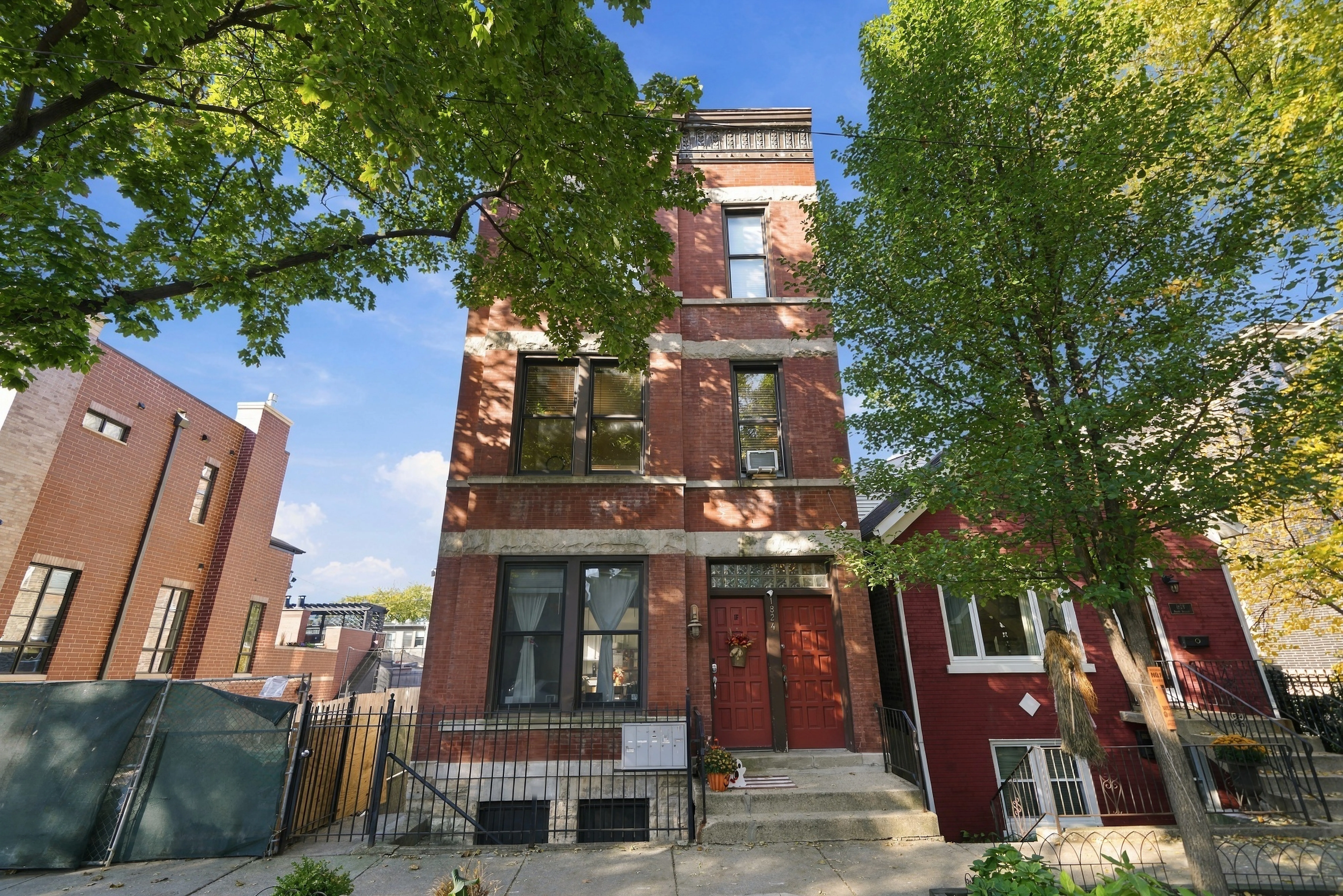 1824 N Wolcott Ave 60622 60622-unit#1R-Chicago-IL