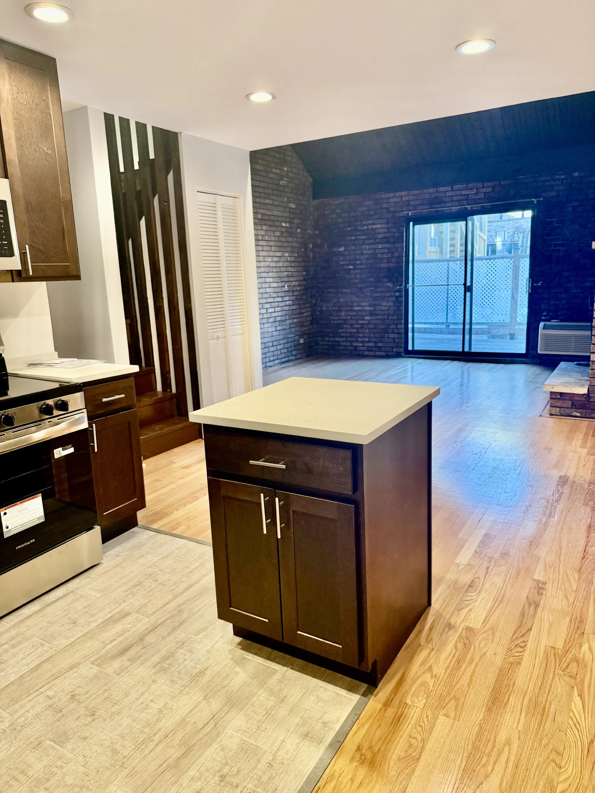 2233 N Lincoln Ave 60614 60614-unit#2-Chicago-IL