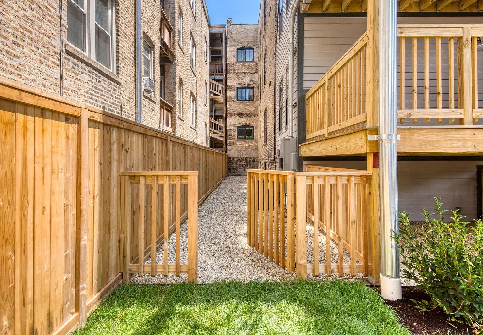 4626 N Ashland Ave   60640 60640-unit#2N-Chicago-IL