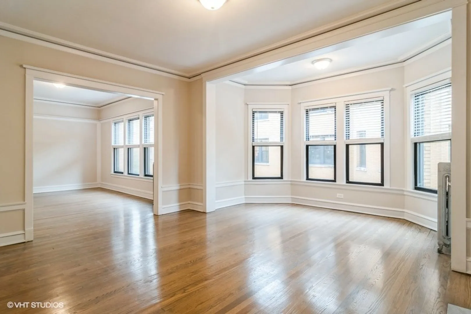 2418 N Sawyer Ave   60647 60647-unit#2W-Chicago-IL