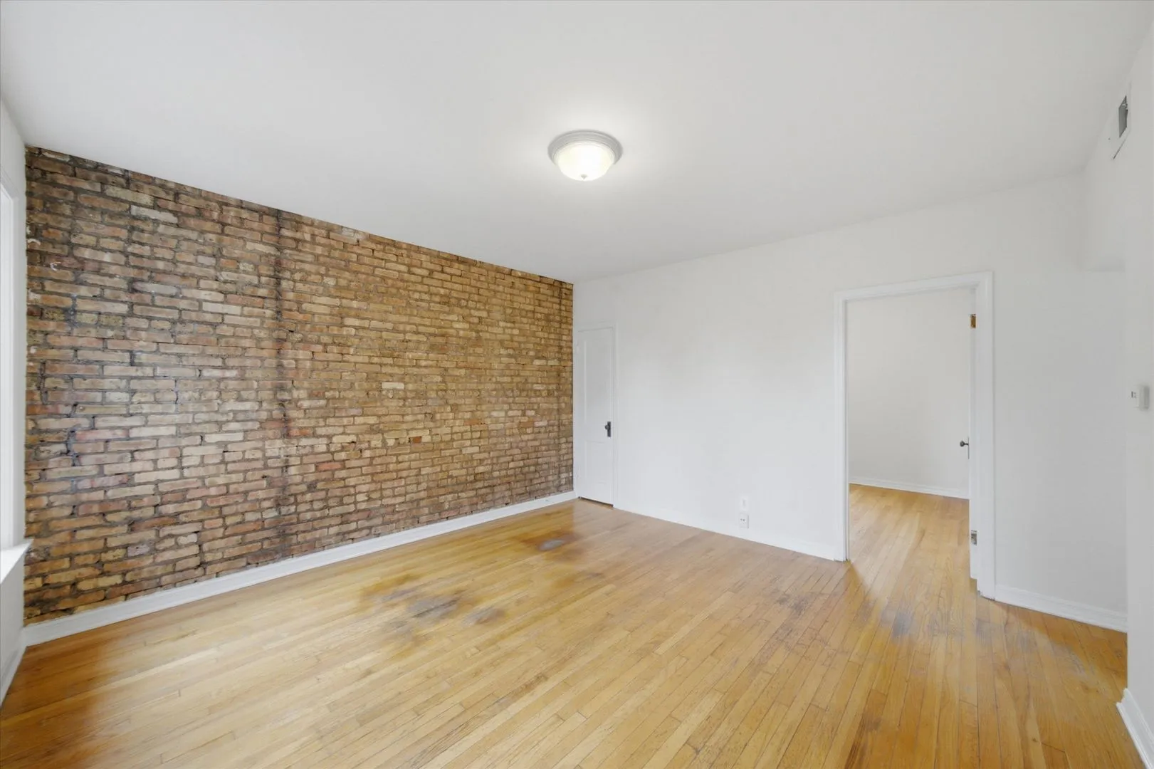 3040 W Wellington Ave   60618 60618-unit#3-Chicago-IL