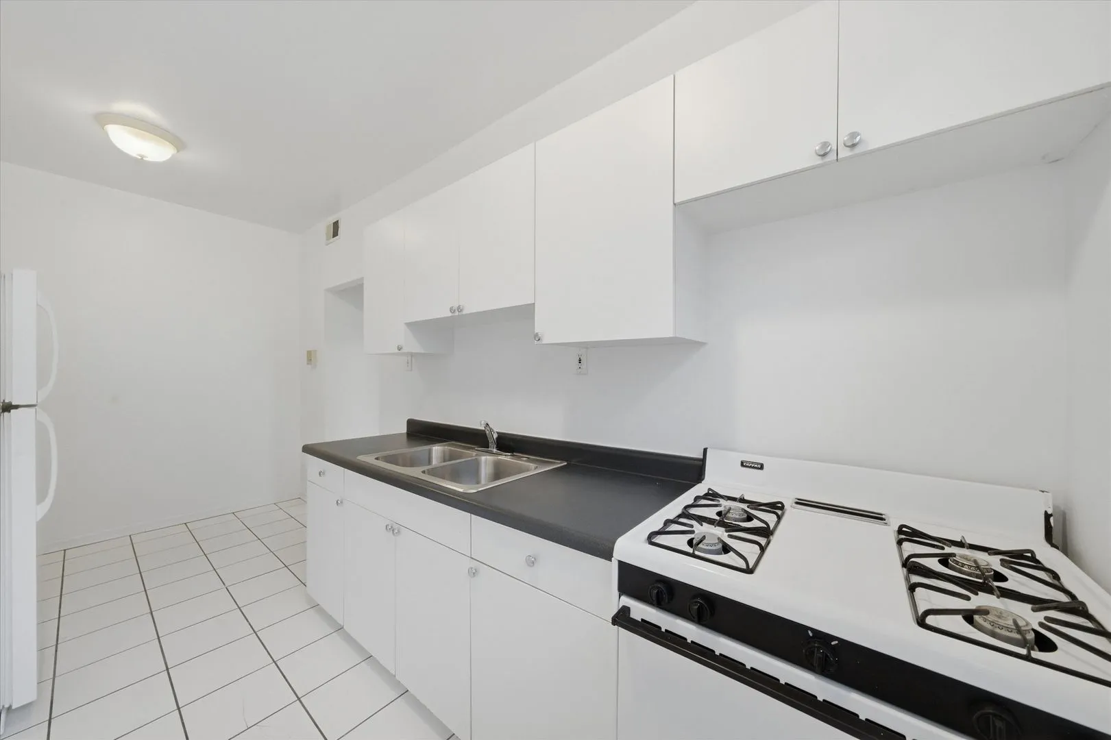 3040 W Wellington Ave   60618 60618-unit#3-Chicago-IL