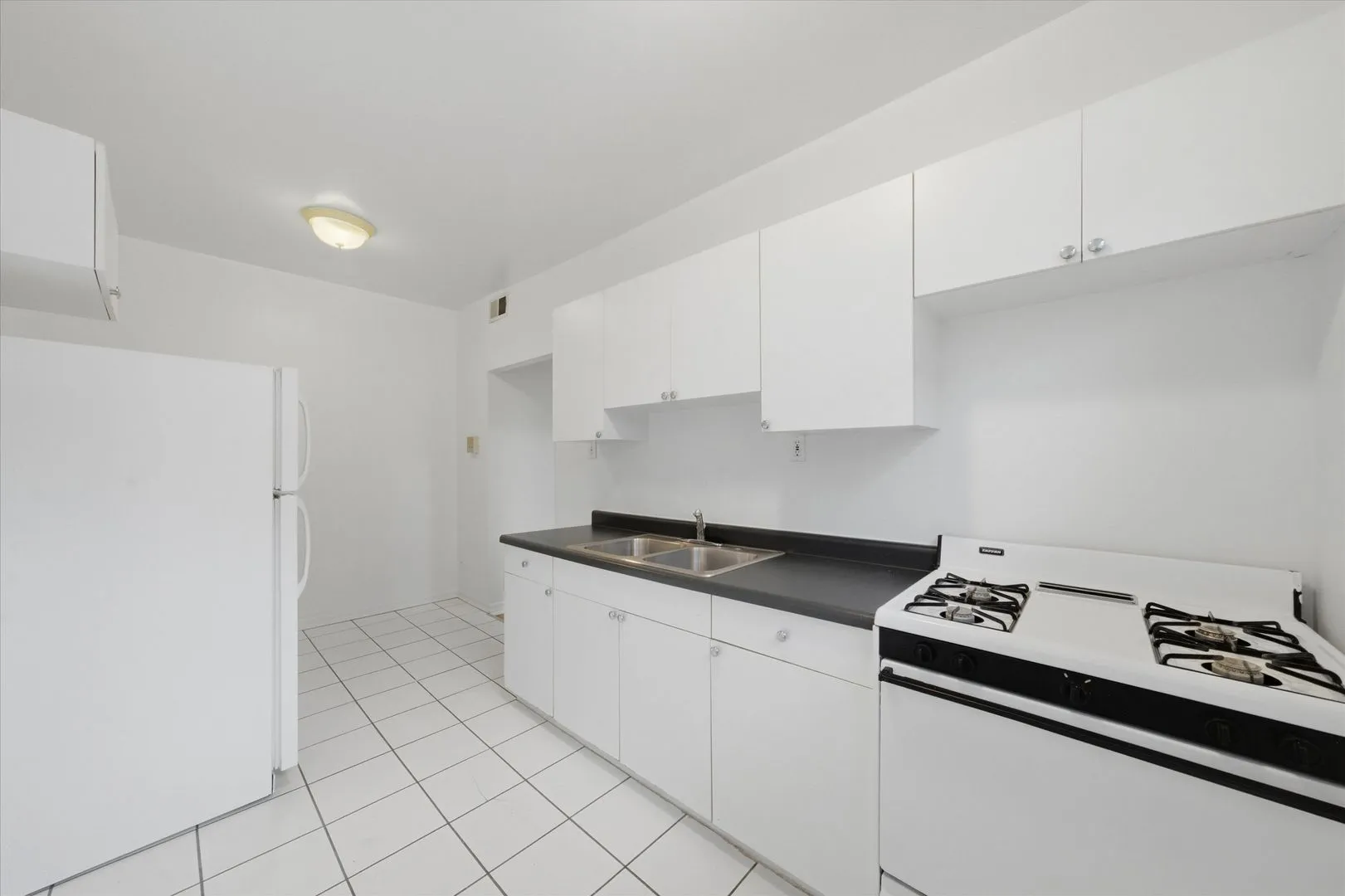 3040 W Wellington Ave   60618 60618-unit#3-Chicago-IL