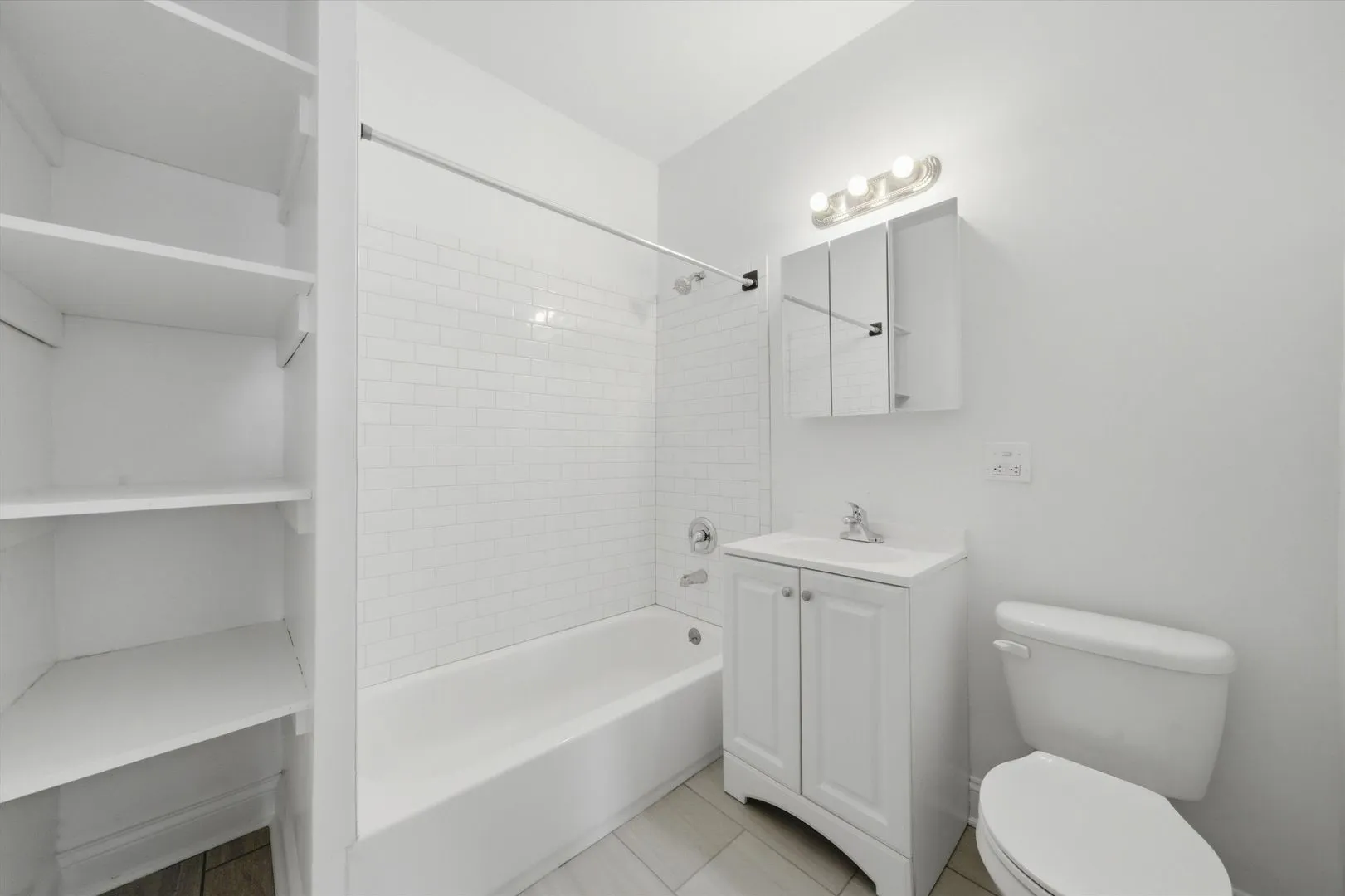 1524 N Kedzie Ave 60651 60651-unit#2-Chicago-IL
