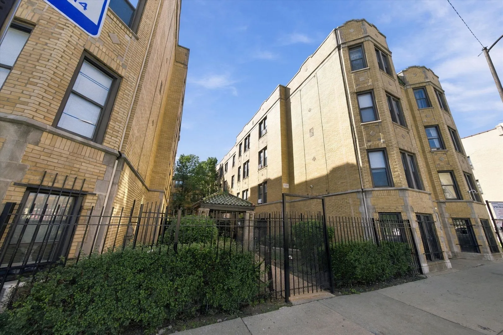 1536 N Kedzie Ave 60651 60651-unit#3J-Chicago-IL