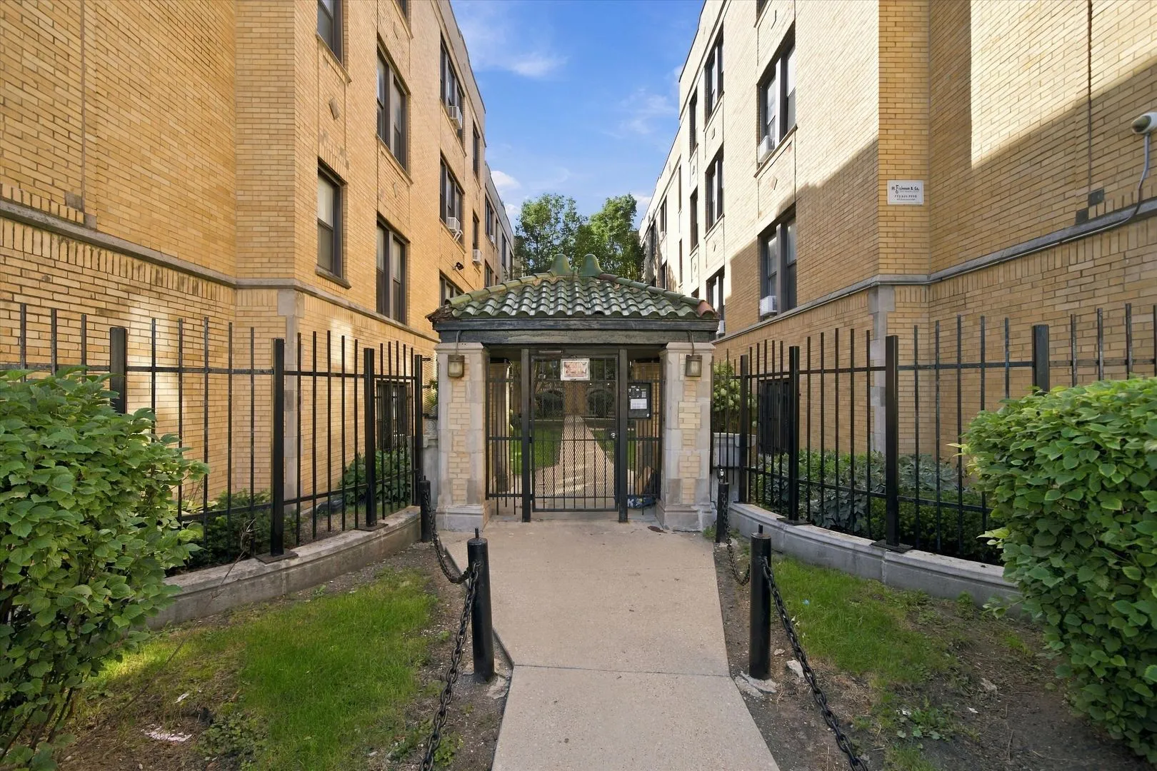 1536 N Kedzie Ave 60651 60651-unit#3J-Chicago-IL
