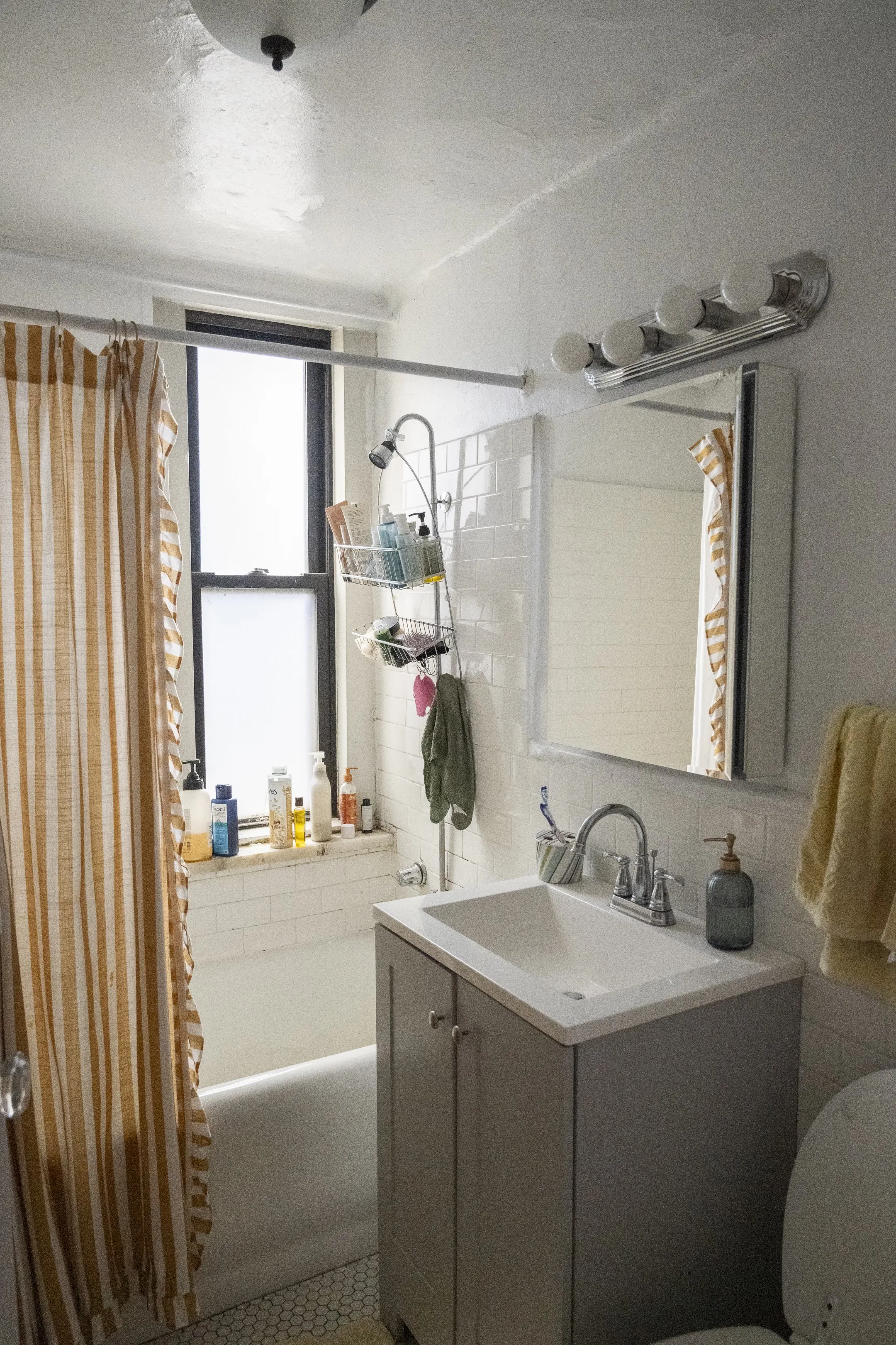 2756 N Pine Grove Ave 60614 60614-unit#412-Chicago-IL