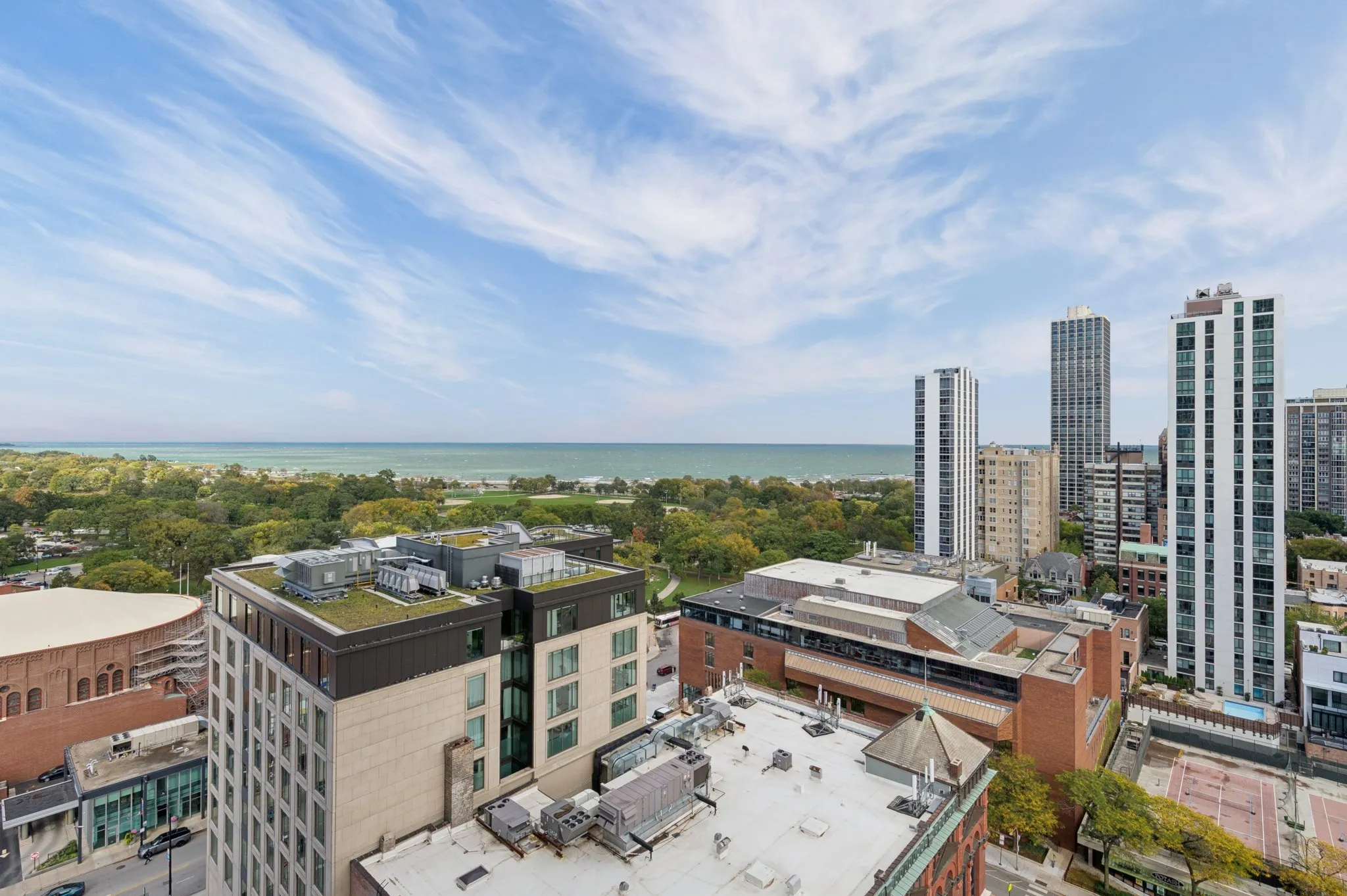 1560 N Sandburg Terrace   60610 60610-unit#2104-Chicago-IL