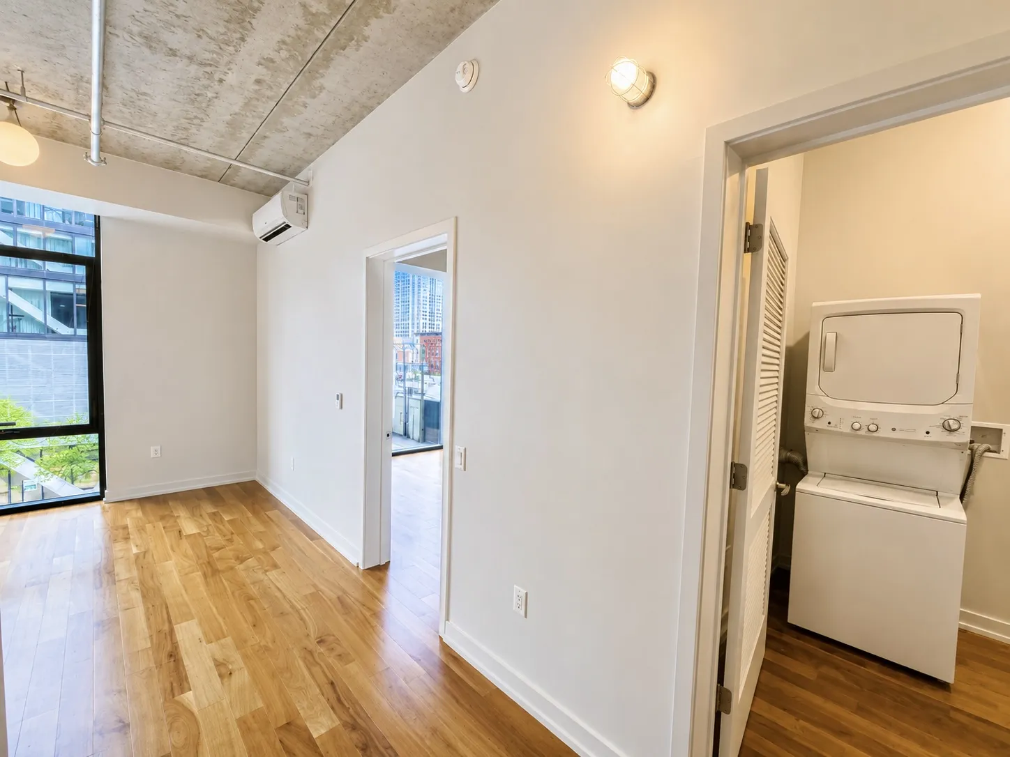 676 S La Salle St 60605 60605-unit#407-Chicago-IL