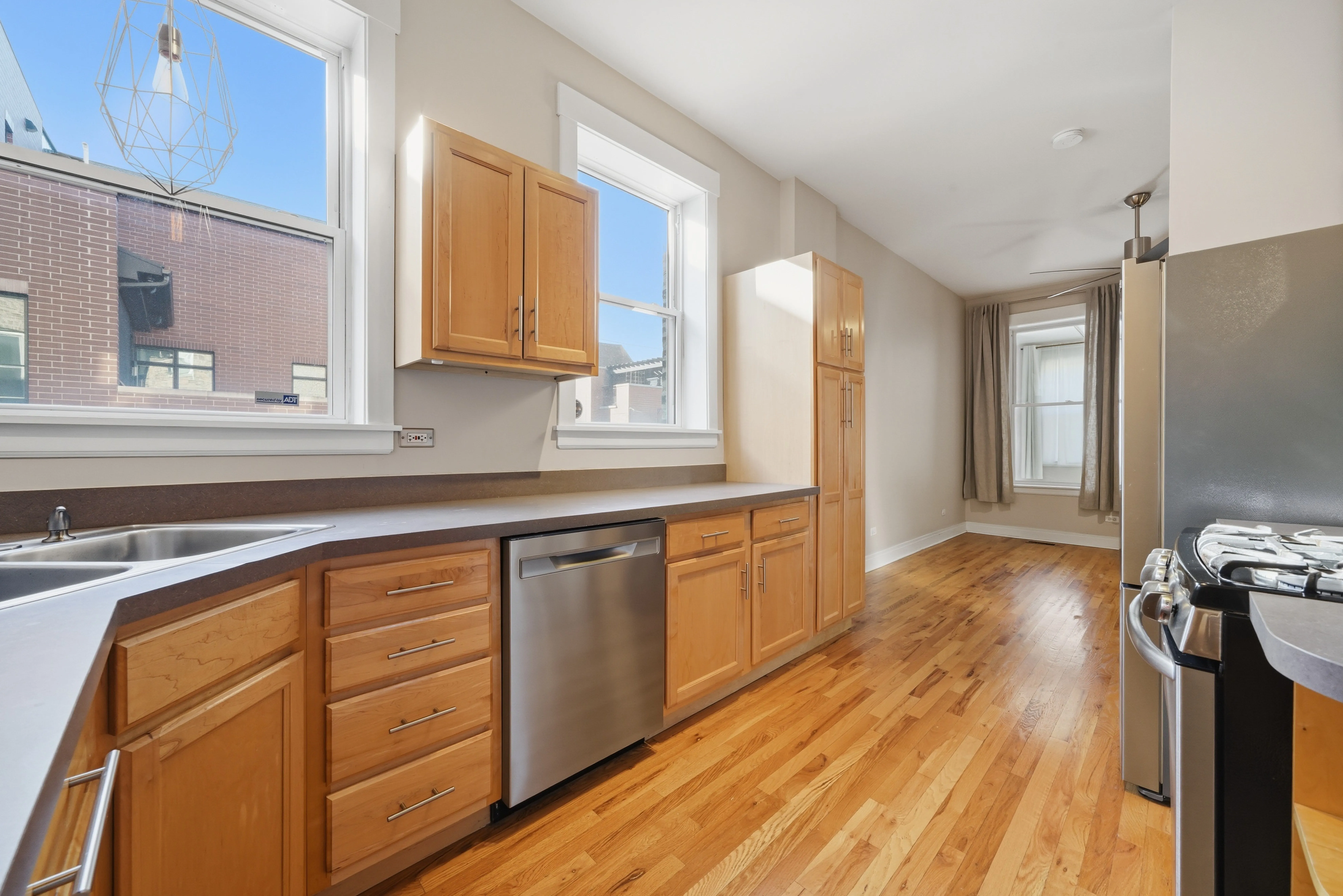 1824 N Wolcott Ave 60622 60622-unit#1R-Chicago-IL
