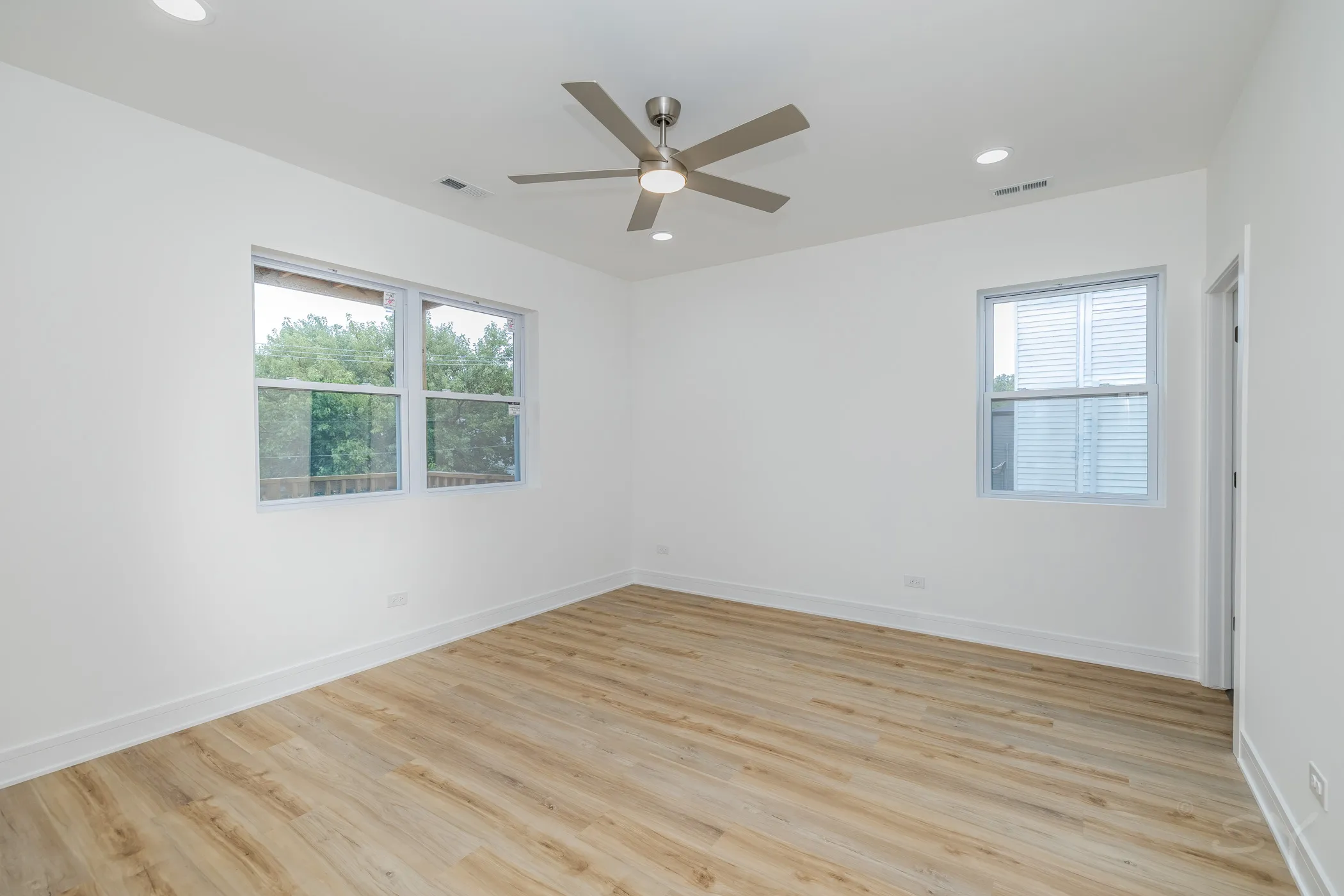 535 N Lawndale Ave   60624 60624-unit#2-Chicago-IL