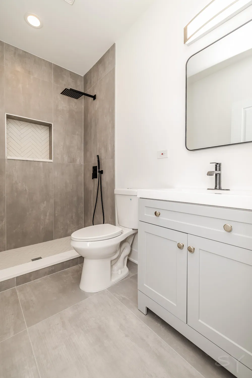 535 N Lawndale Ave   60624 60624-unit#2-Chicago-IL