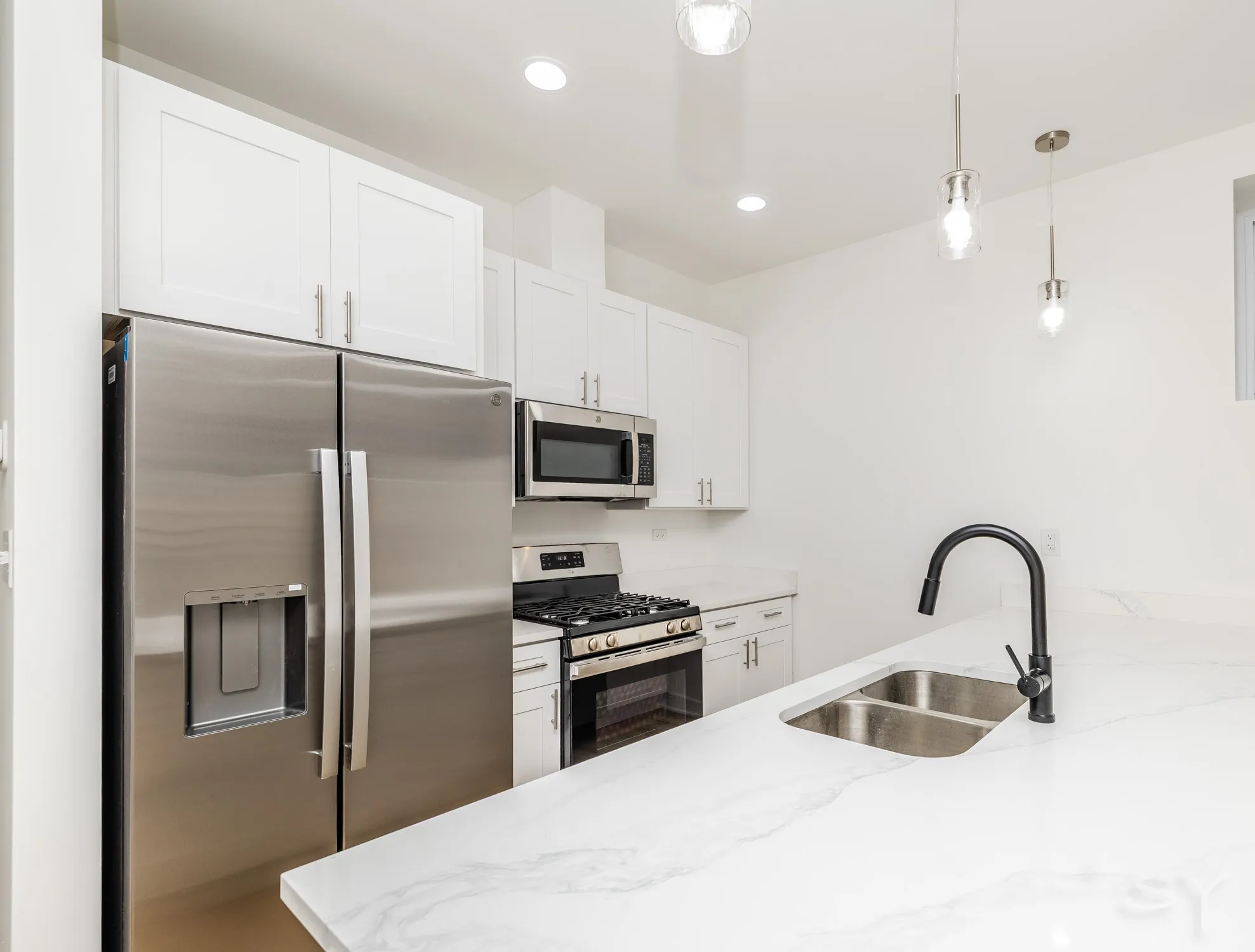 535 N Lawndale Ave   60624 60624-unit#2-Chicago-IL