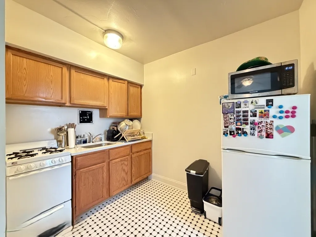 4531 N Ashland Ave 60640 60640-unit#306-Chicago-IL
