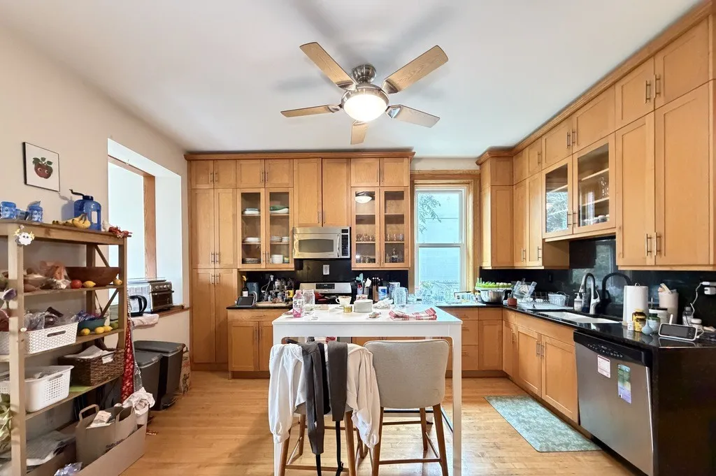 833 N Rockwell St 60622 60622-unit#3A-Chicago-IL