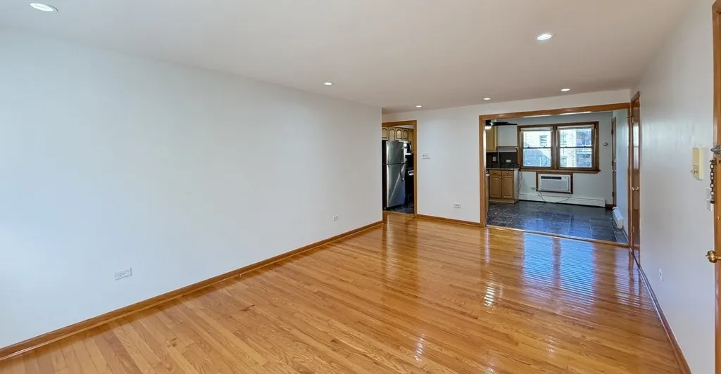 4928 N Lester Ave   60630 60630-unit#2A-Chicago-IL