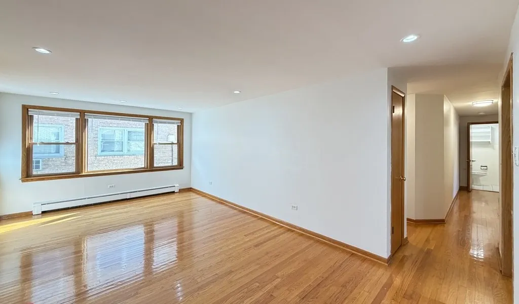 4928 N Lester Ave   60630 60630-unit#2A-Chicago-IL
