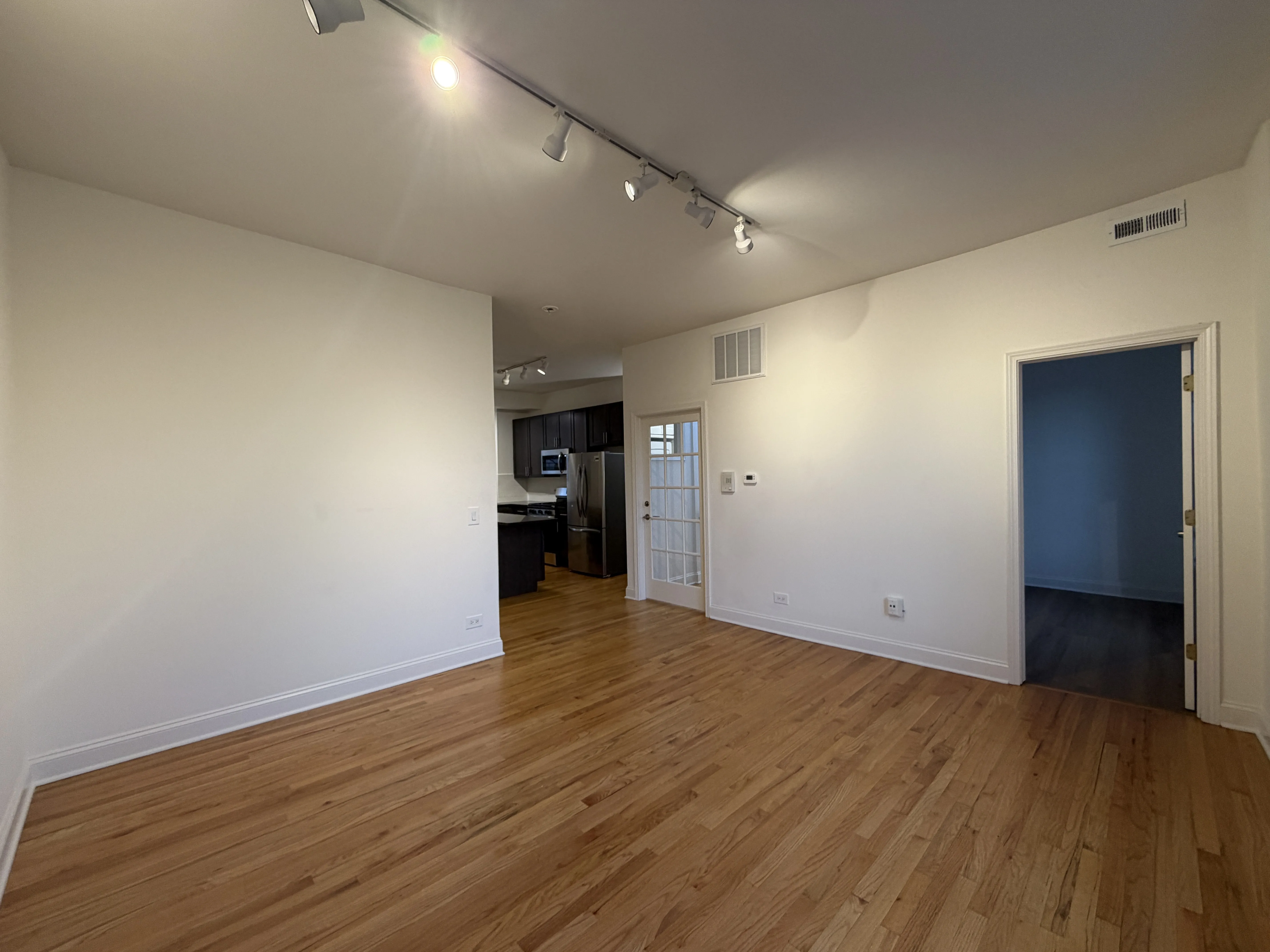 2951 W DIVERSEY AVE 60647-Diversey Sacramento-unit#2-Chicago-IL