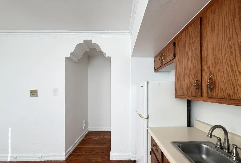 4060 N Kenmore Ave 60613 60613-unit#211a-Chicago-IL