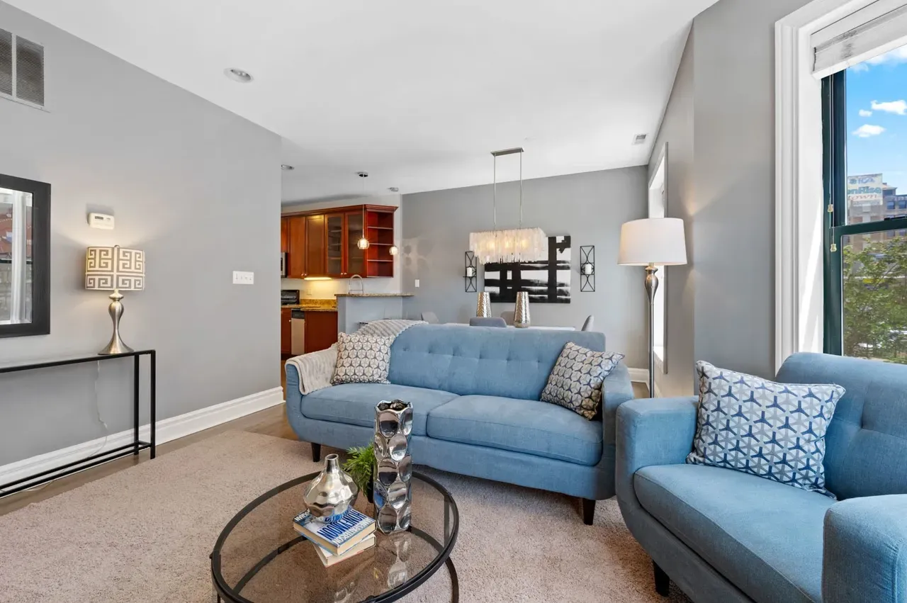 1044 W Lawrence Ave 60640 60640-Kenmore Court Condominiums -unit#1-Chicago-IL