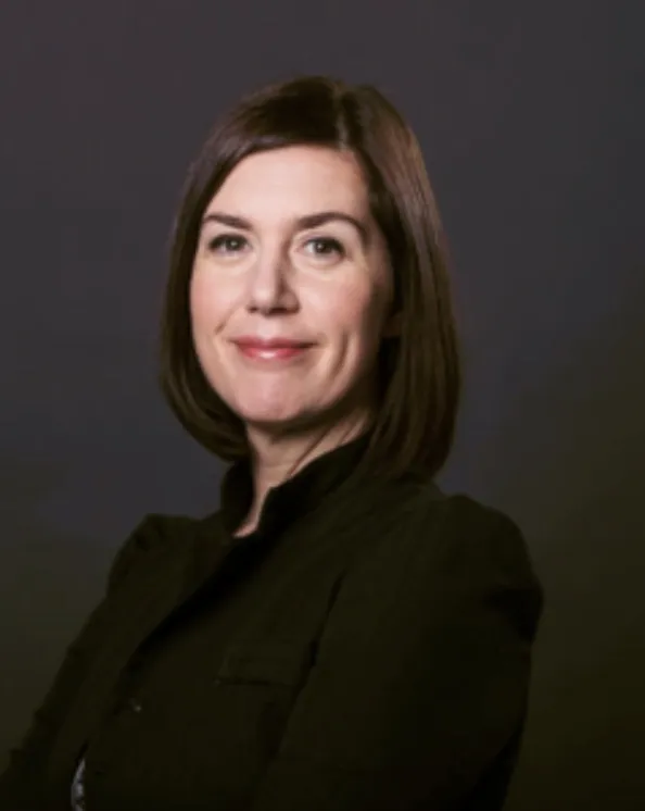 amy_bogl_bio_headshot