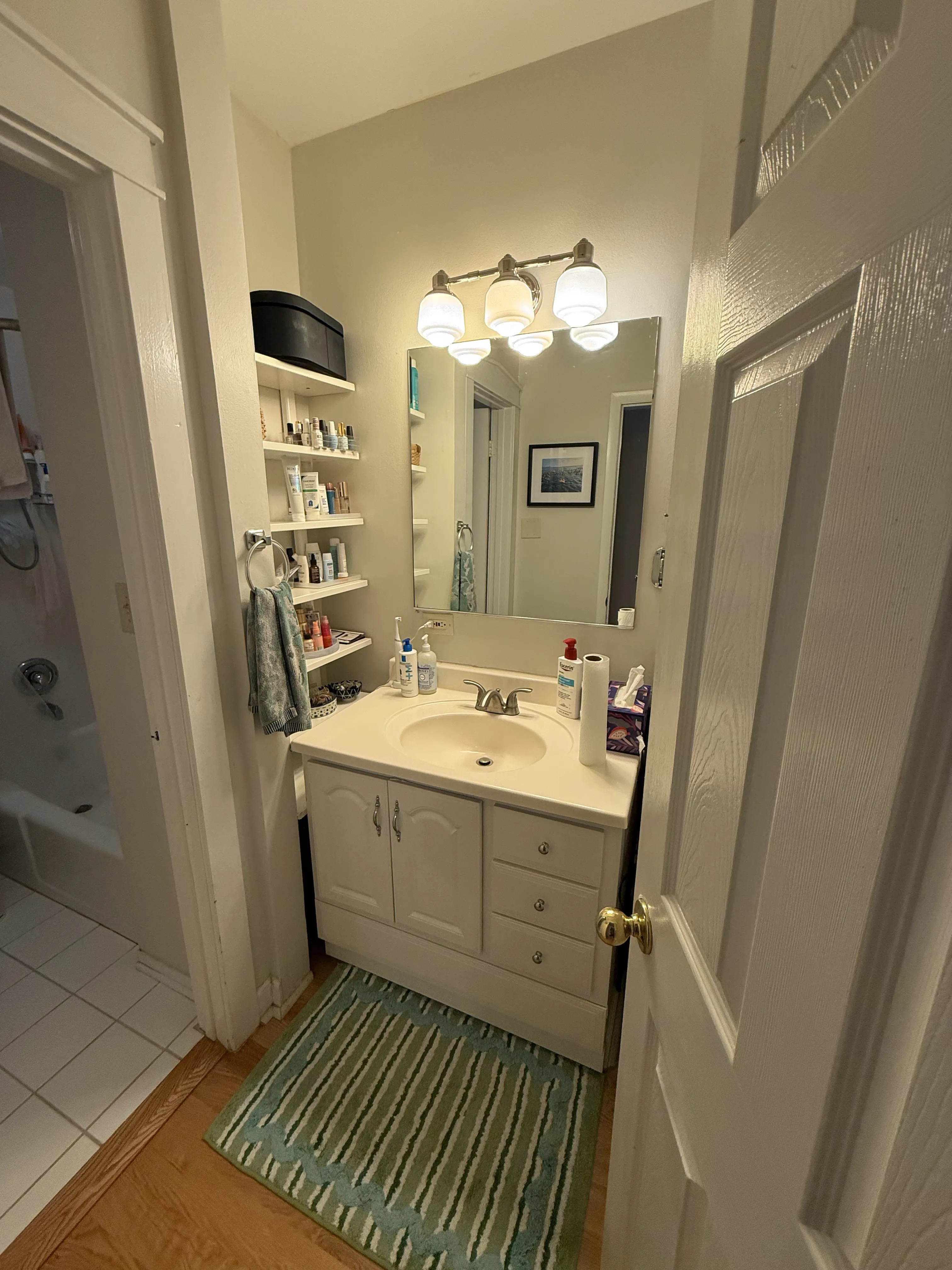 825 W NEWPORT AVE 60657-unit#02-Chicago-IL