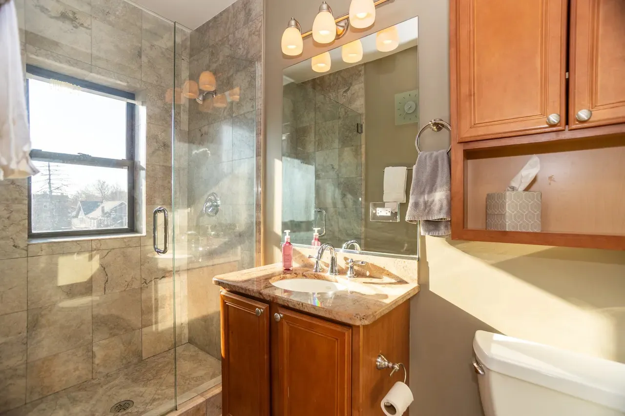 2209 W Winona St 60625 60625-unit#3-Chicago-IL