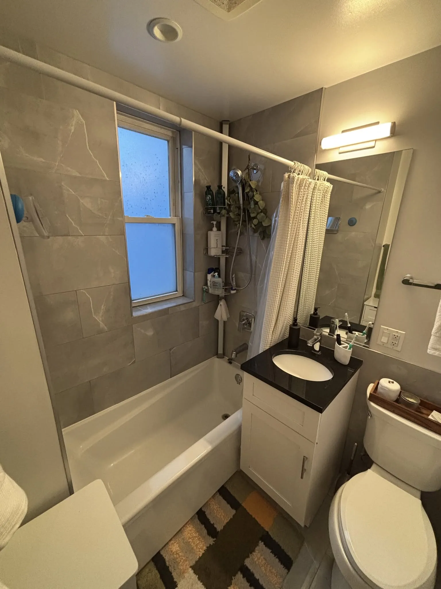 3230 N Clark St 60657 60657-unit#3R-Chicago-IL