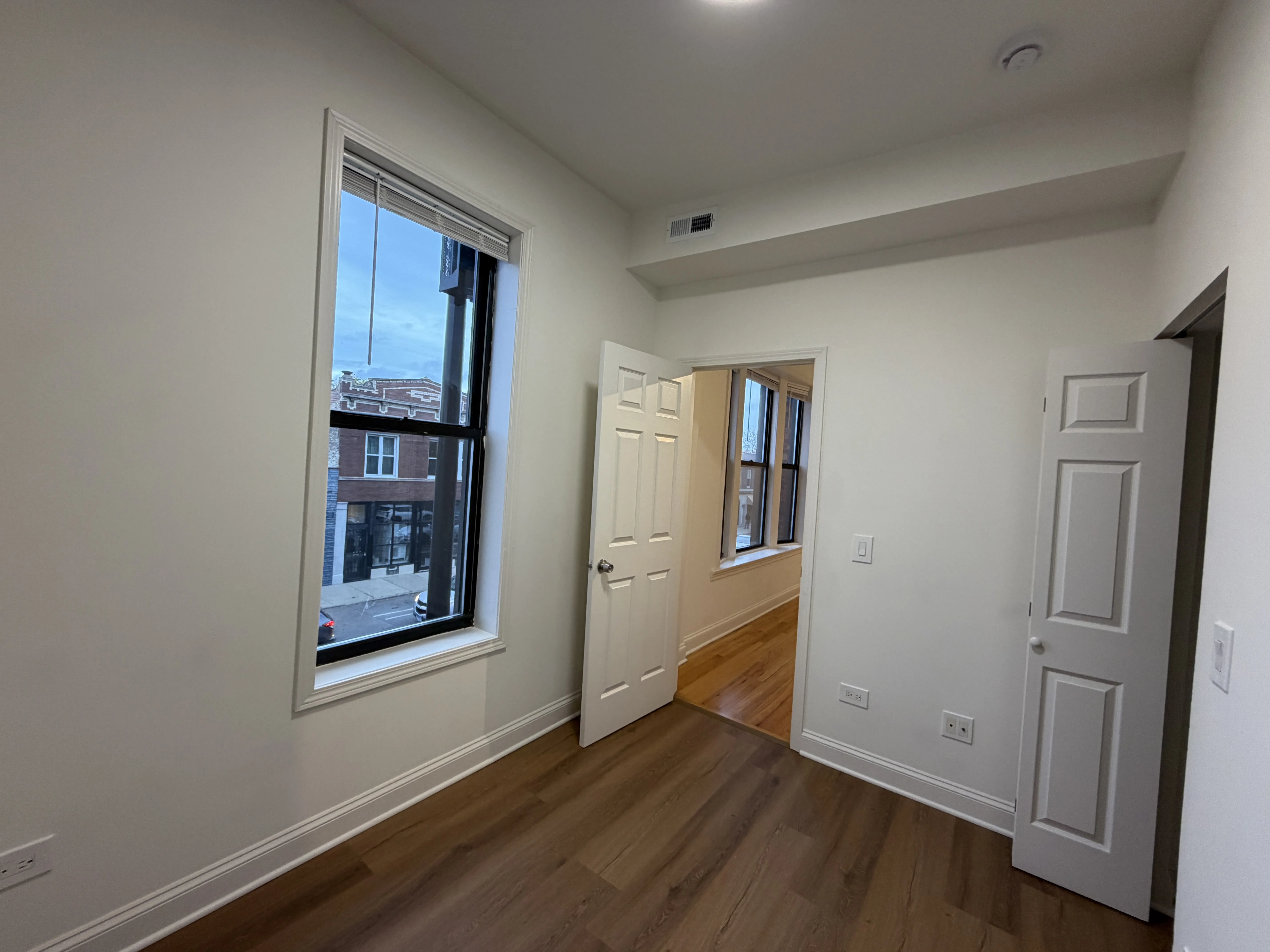 2951 W DIVERSEY AVE 60647-Diversey Sacramento-unit#2-Chicago-IL