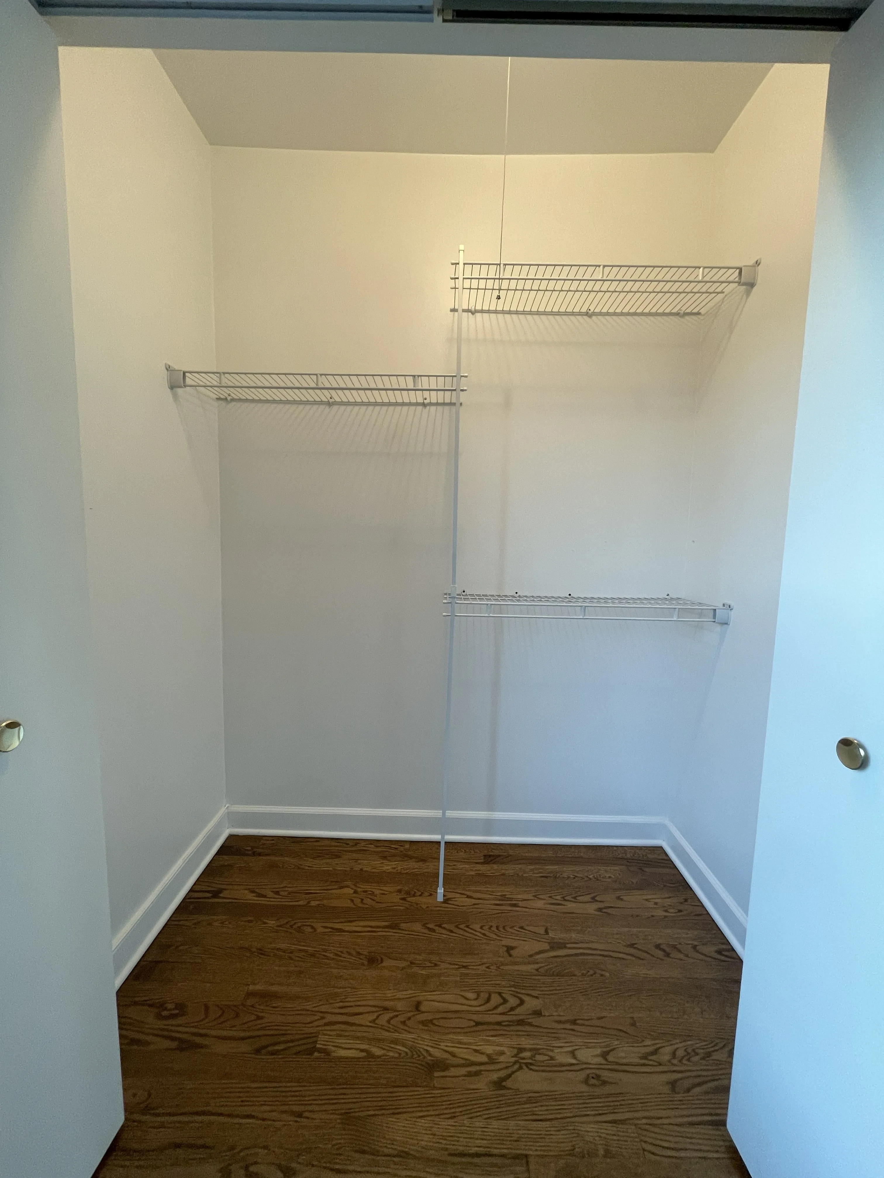 5217 N DAMEN AVE 60625-unit#2W-Chicago-IL