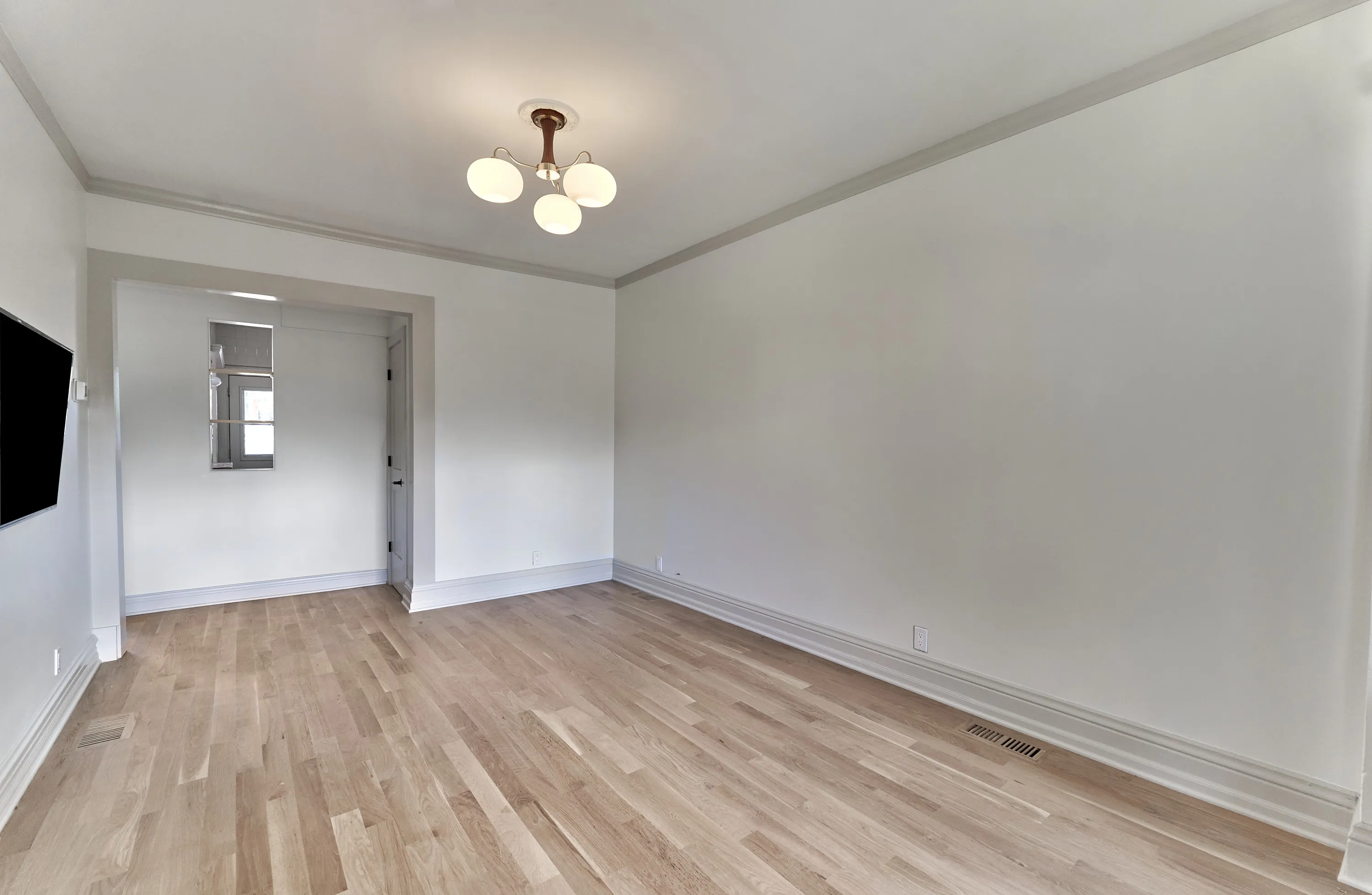 2734 W Nelson St   60618 60618-Chicago-IL