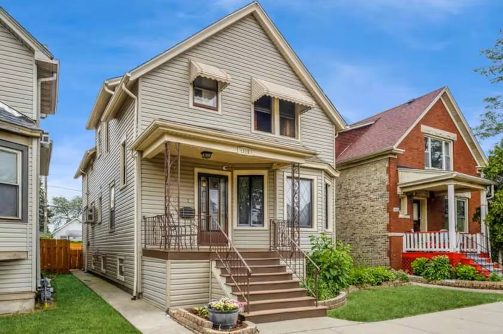 4928 W Byron St   60641 60641-unit#2-Chicago-IL