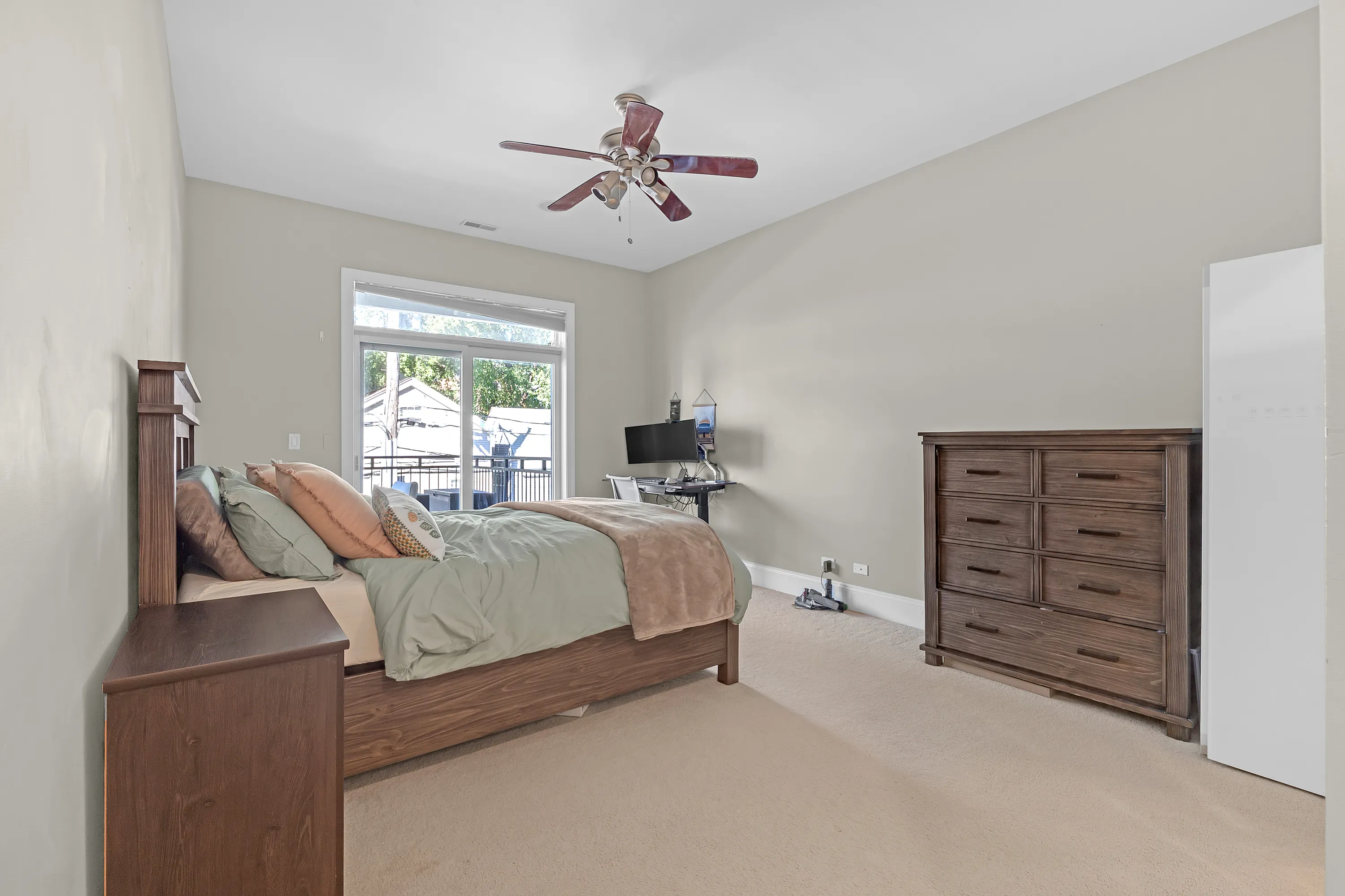 1154 W Diversey Pkwy   60614 60614-unit#2W-Chicago-IL