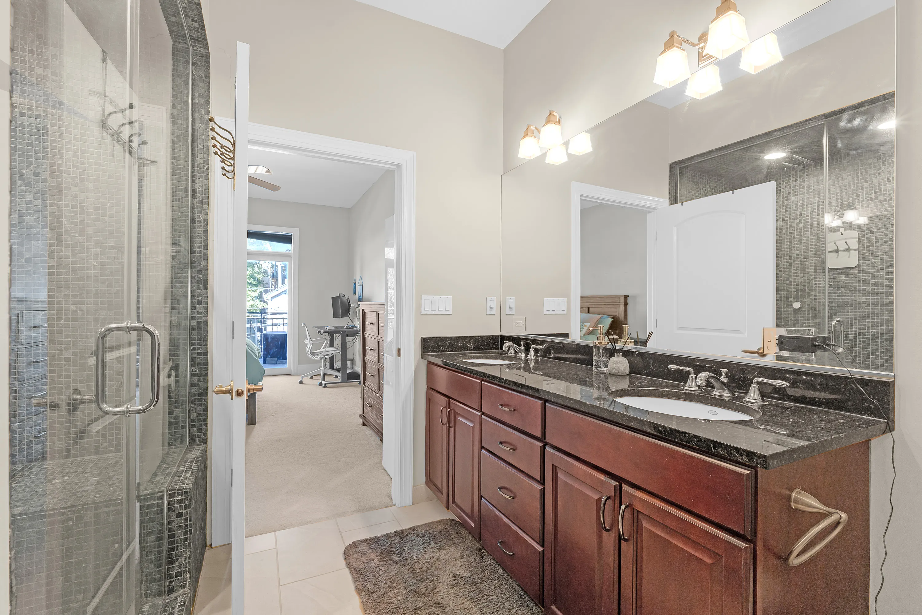 1154 W Diversey Pkwy   60614 60614-unit#2W-Chicago-IL