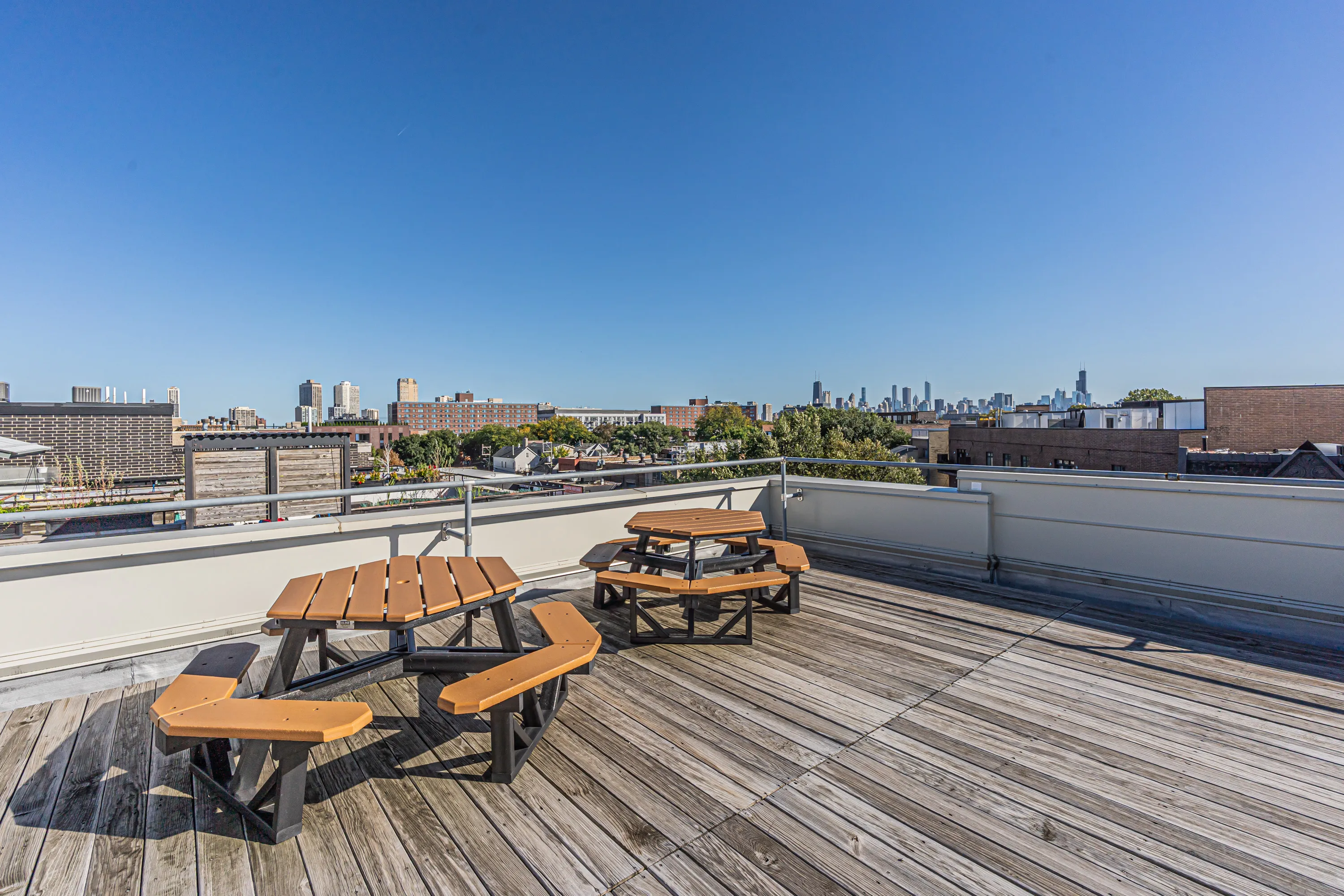 1154 W Diversey Pkwy   60614 60614-unit#2W-Chicago-IL