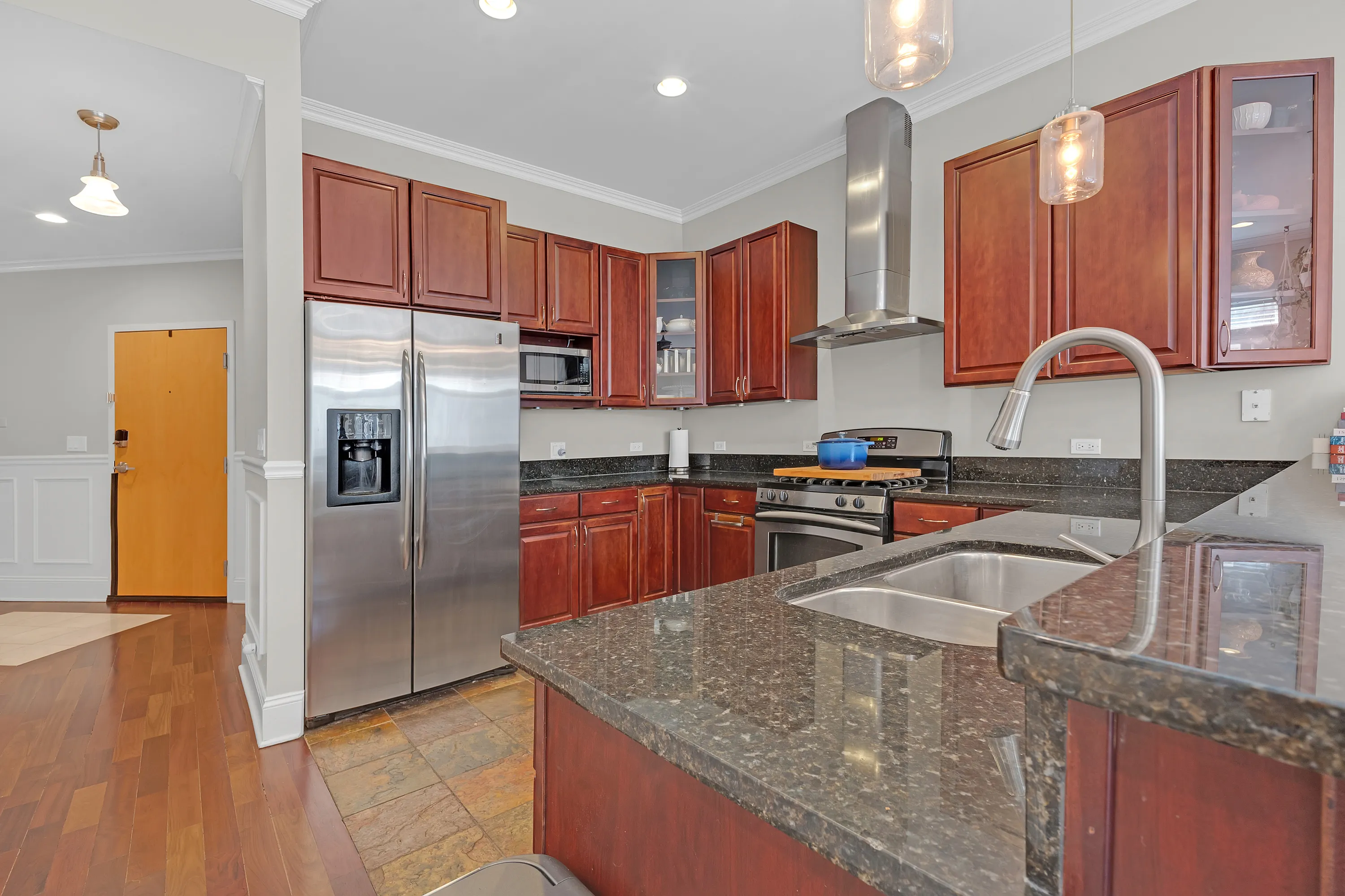 1154 W Diversey Pkwy   60614 60614-unit#2W-Chicago-IL