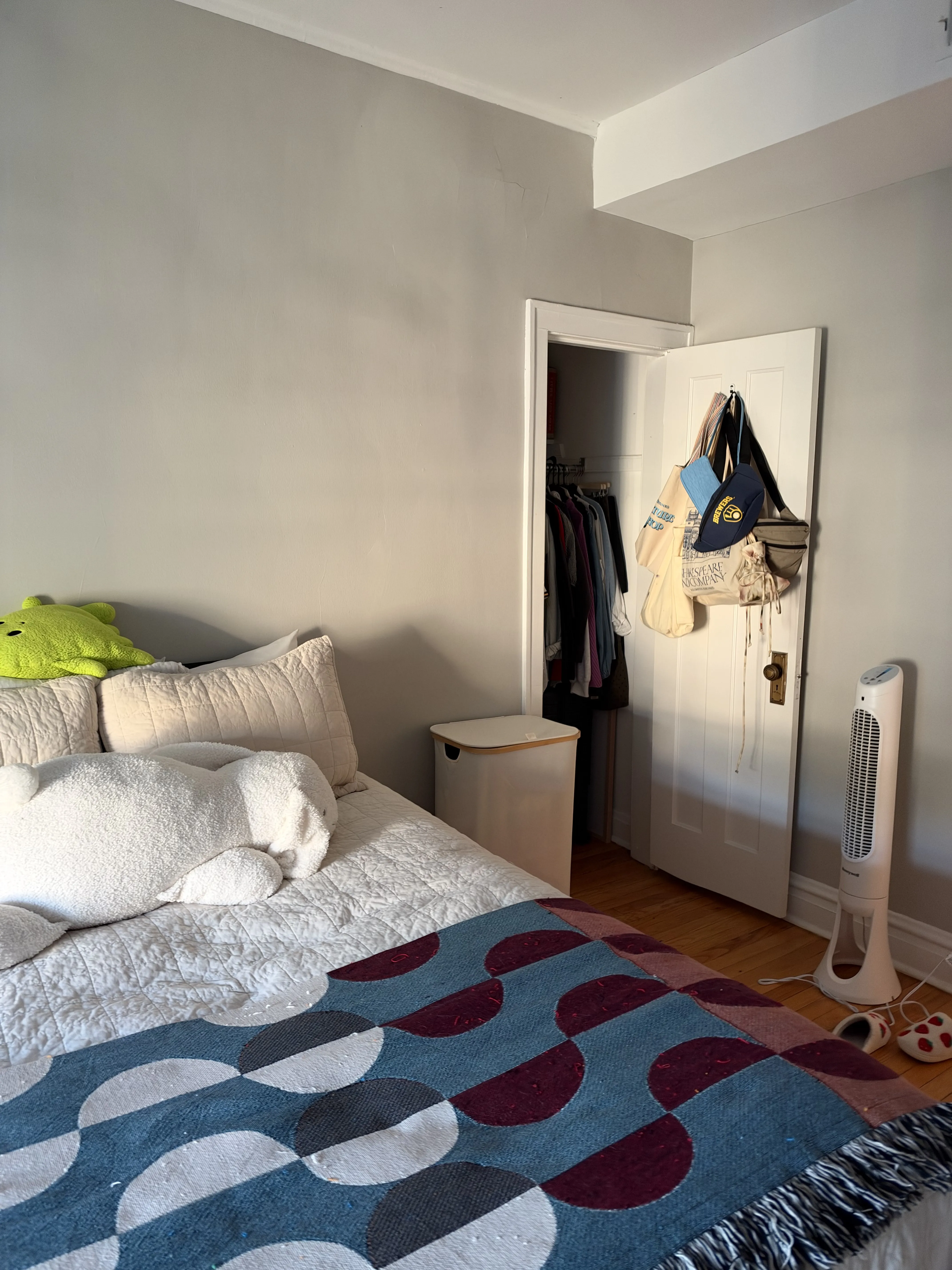 2910 N Albany Ave 60618 60618-unit#2E-Chicago-IL