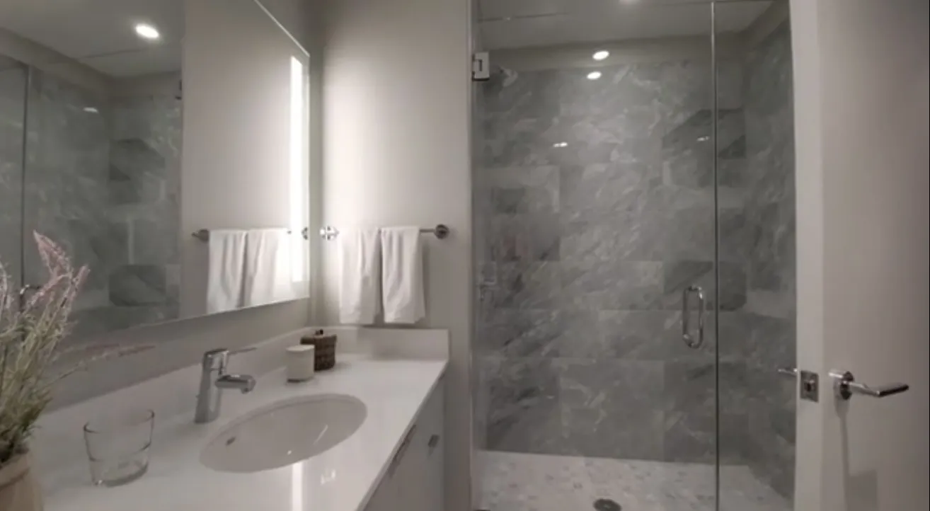 23 W  Ave   60654 60654-One Chicago-Chicago-IL