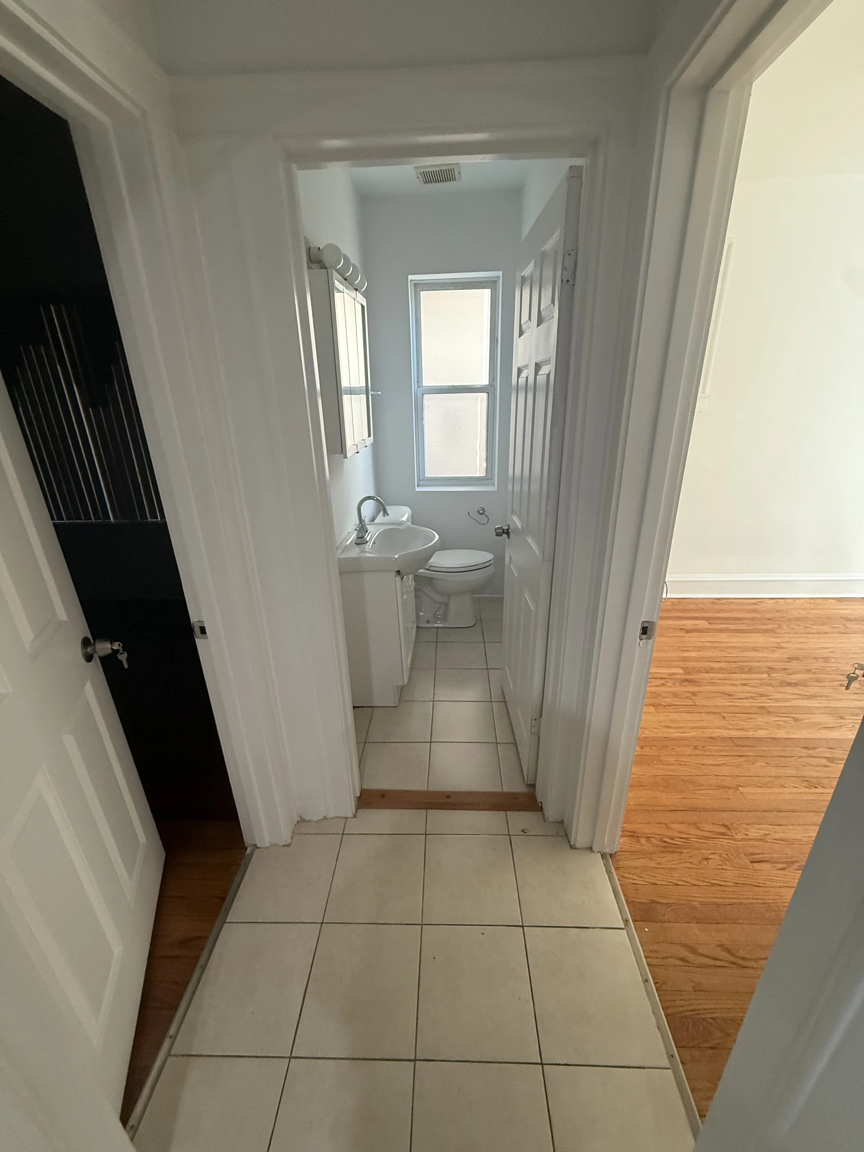 5752 N Talman Ave   60659 60659-unit#1-Chicago-IL