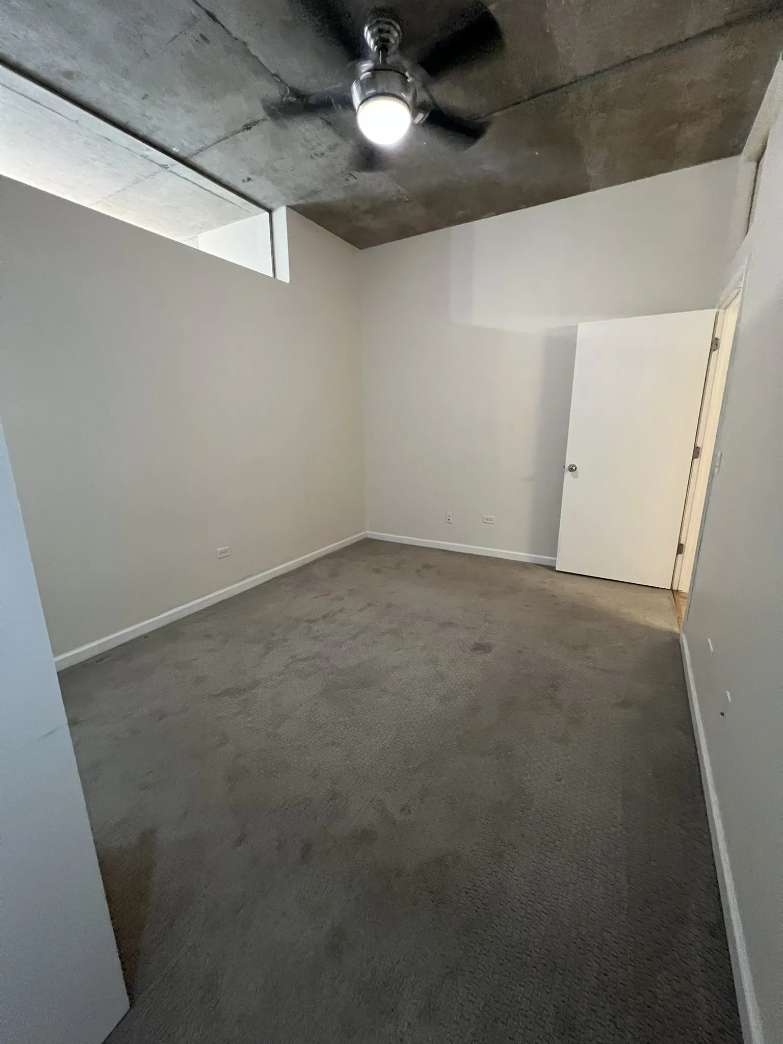 1122 W Catalpa Ave 60640 60640-unit#402-Chicago-IL
