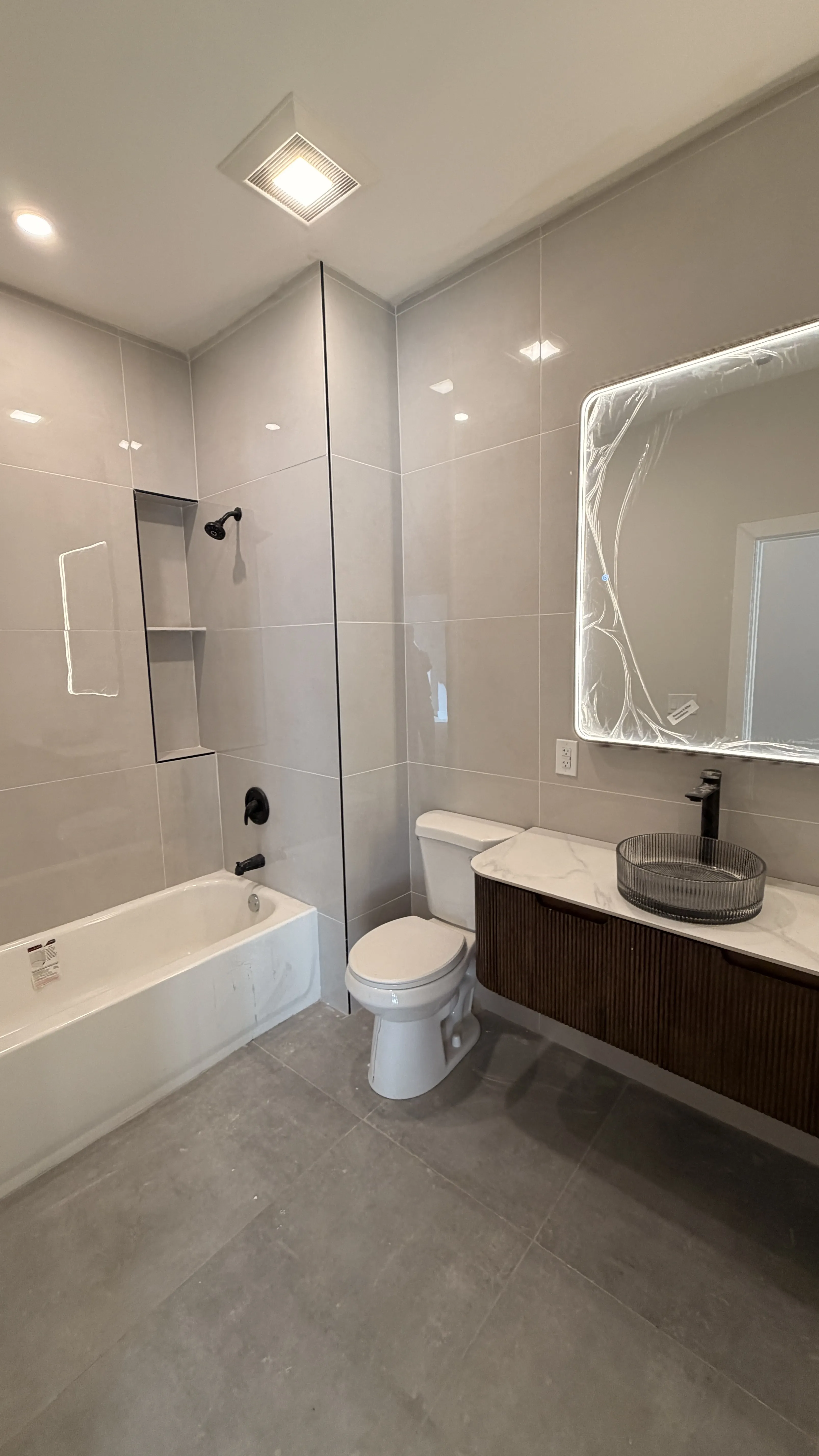 3001 W Cermak Rd   60623 60623-unit#2R-Chicago-IL
