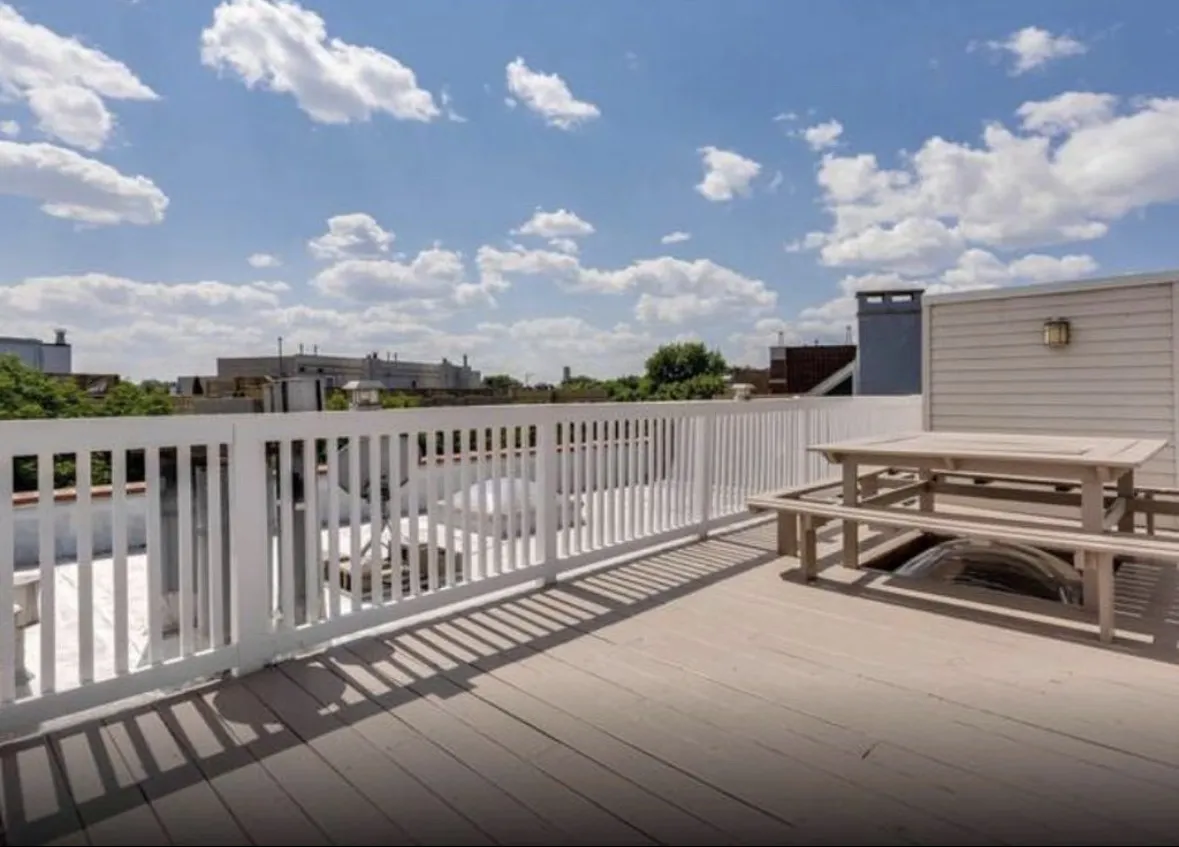 1140 W Newport Ave 60657 60657-unit#B-Chicago-IL