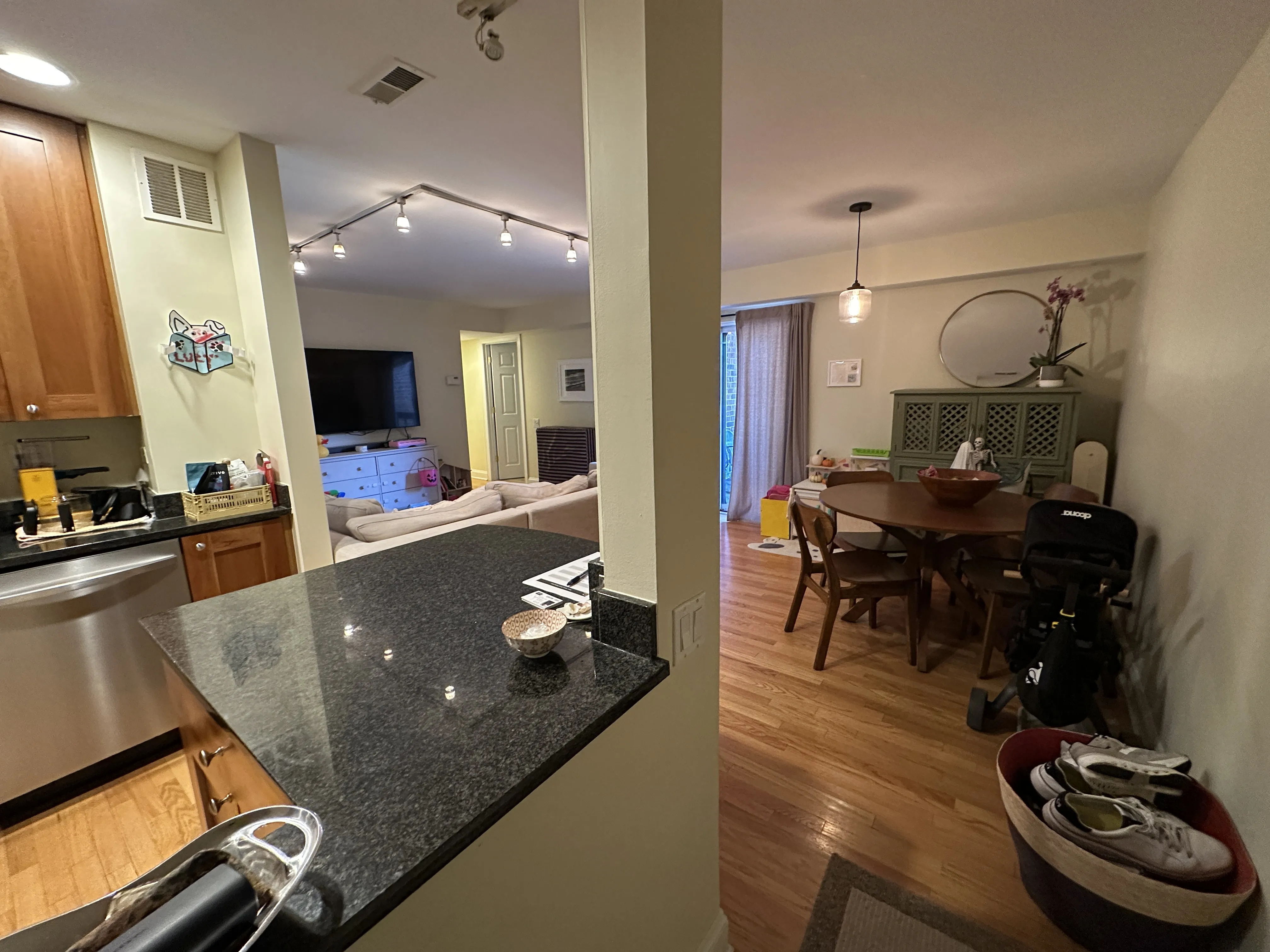 2036 N Larrabee St   60614 60614-unit#8208-Chicago-IL