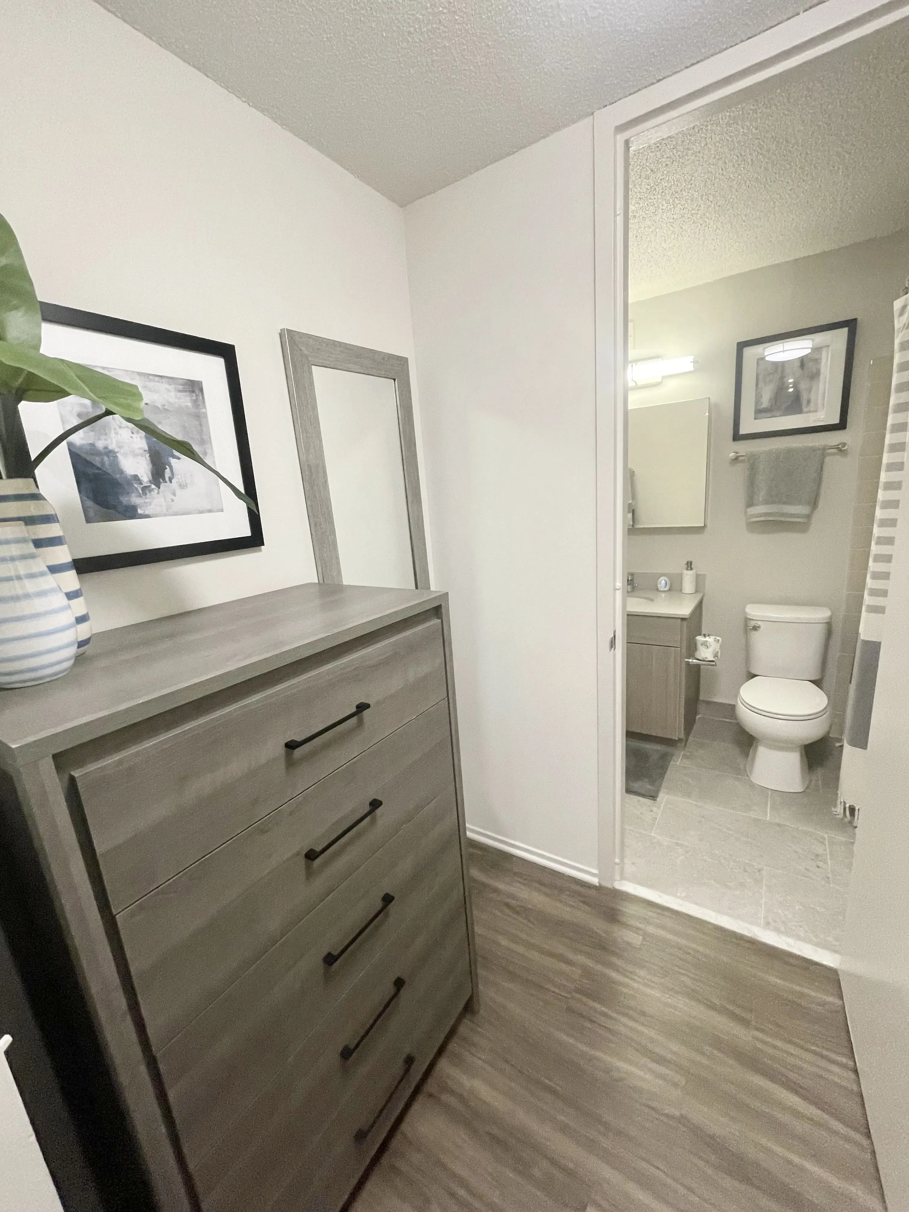 1130 N Dearborn St 60610 60610-unit#1605-Chicago-IL
