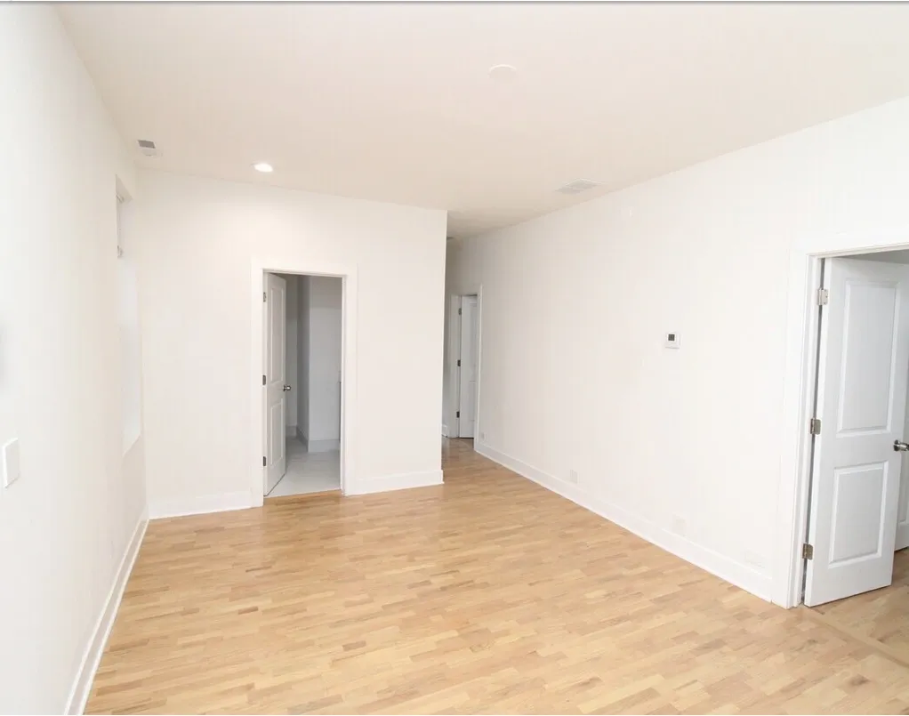1544 N Bosworth Ave 60642 60642-unit#2R-Chicago-IL