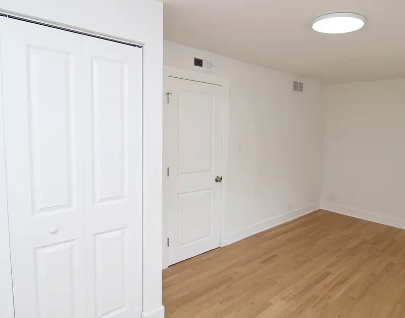 1544 N Bosworth Ave 60642 60642-unit#2R-Chicago-IL