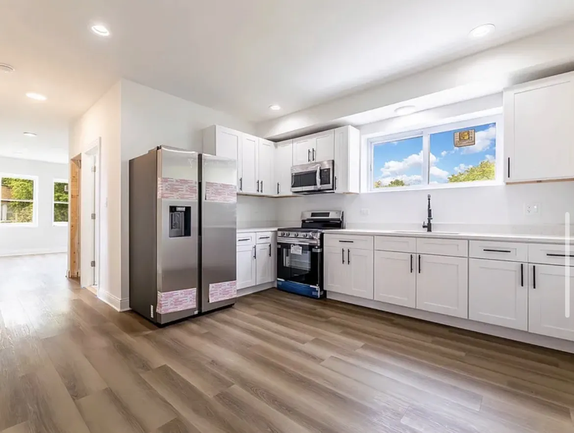 5203 S Peoria St 60609 60609-unit#2W-Chicago-IL