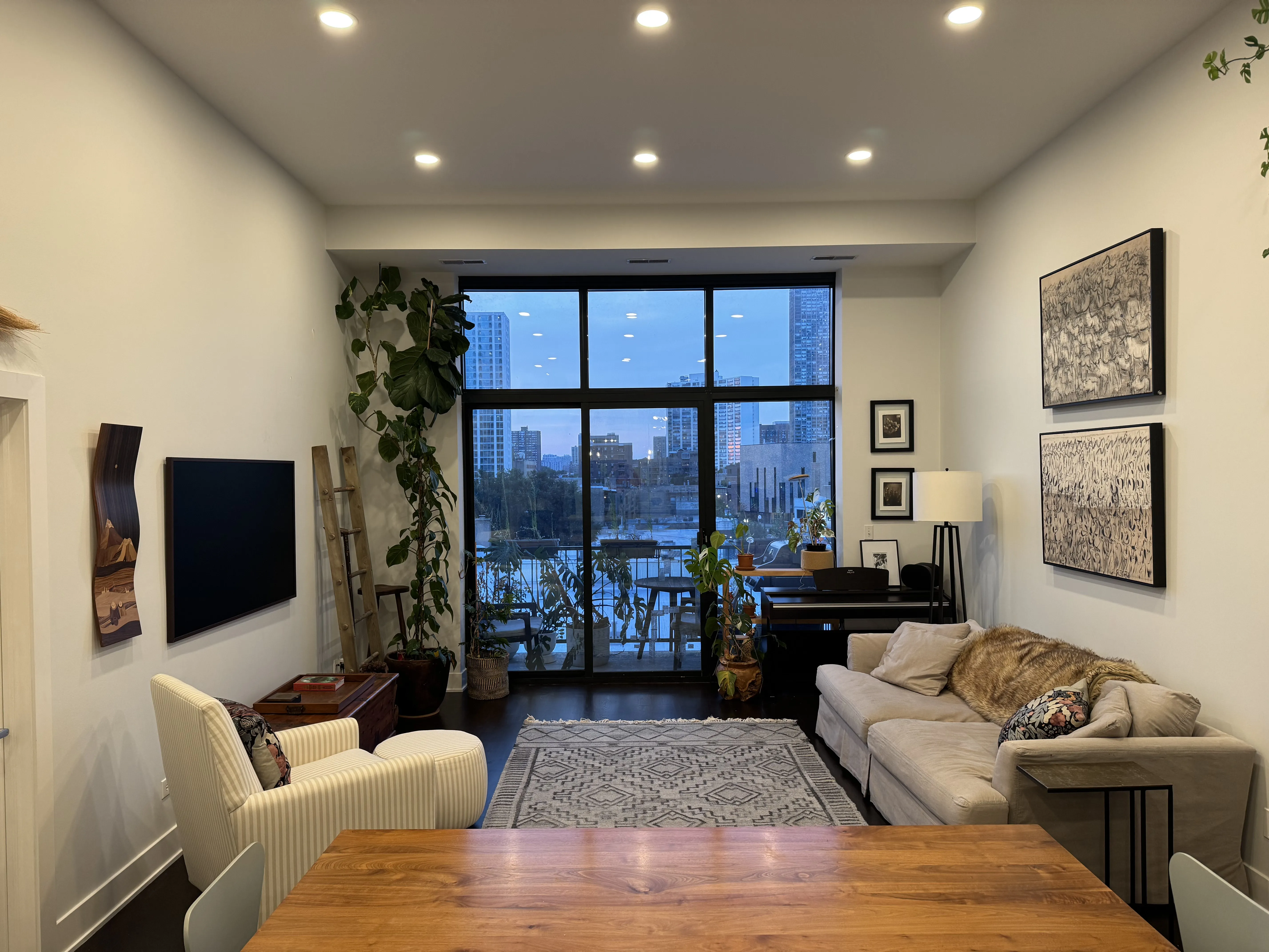 3631 N Halsted St 60613 60613-The Dakota-unit#402-Chicago-IL